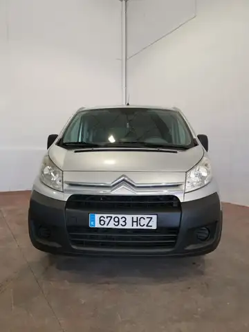 Citroen Jumpy view 2