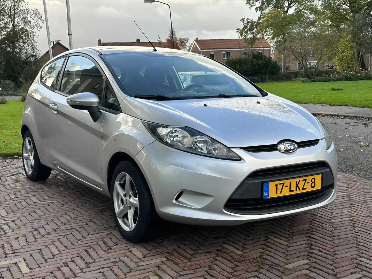 Ford Fiesta 1.25 Limited Apk 05-2026 * Incl garantie Grijs - 2
