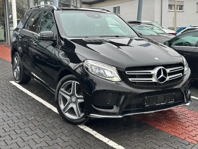 Mercedes-Benz GLE 350 d 4MATIC AMG LINE. PANO. 360°-KAMERA. NAV