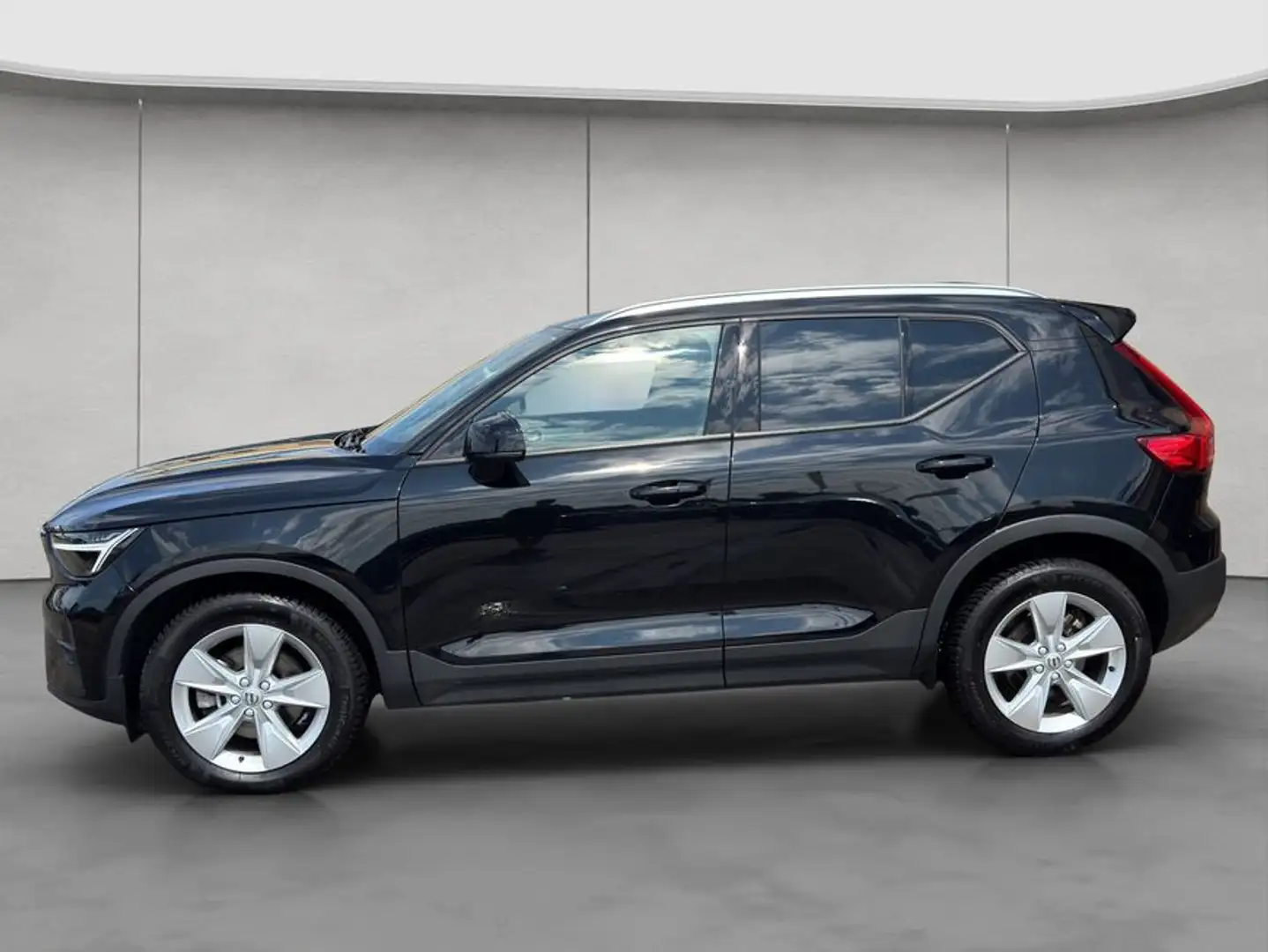 Volvo XC40 XC40 B3 DKG LED Google-Maps Kamera PDCv+h AHK Schwarz - 2