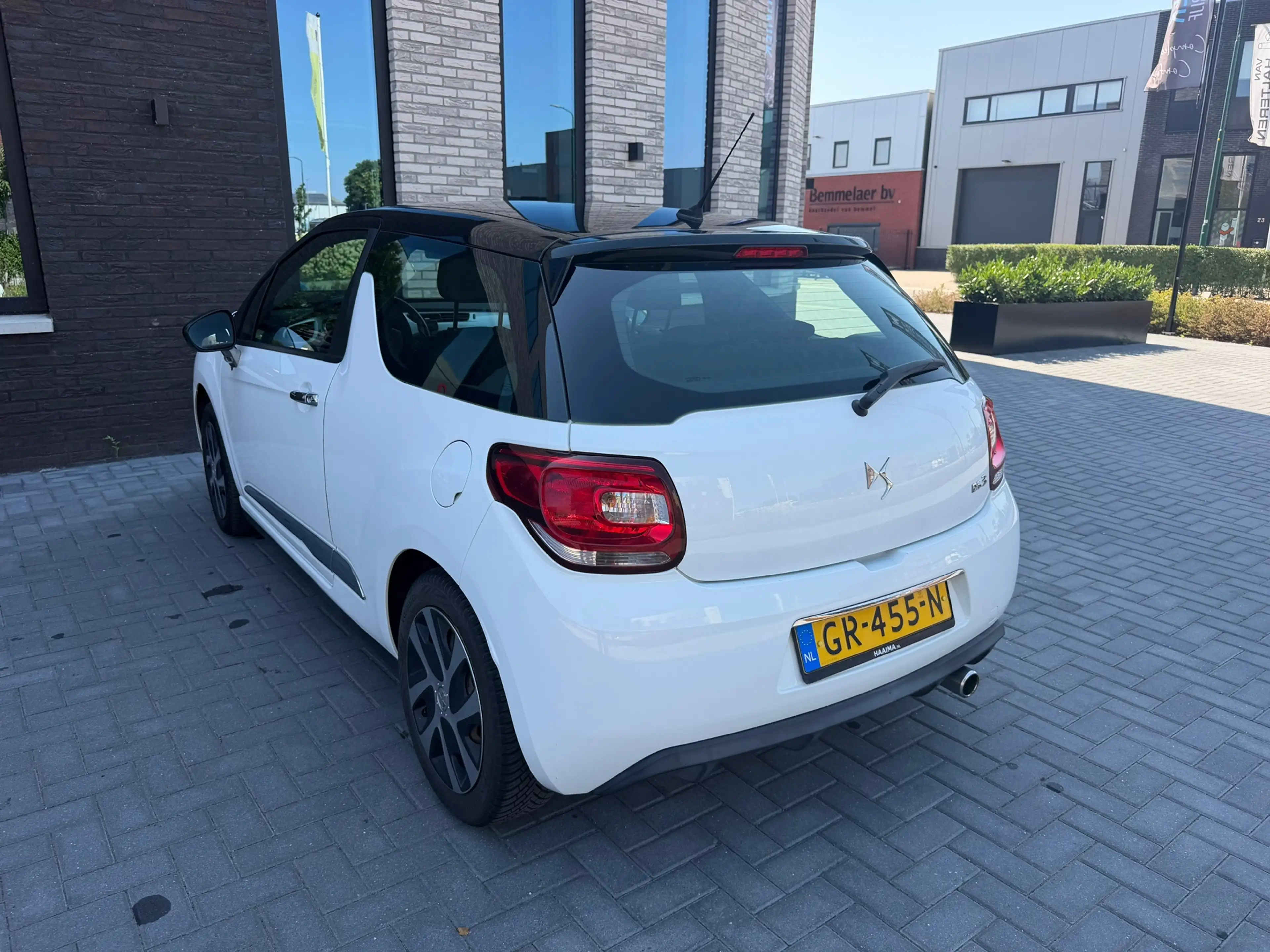 DS Automobiles DS 3 1.2 PureTech Chic — photo 5