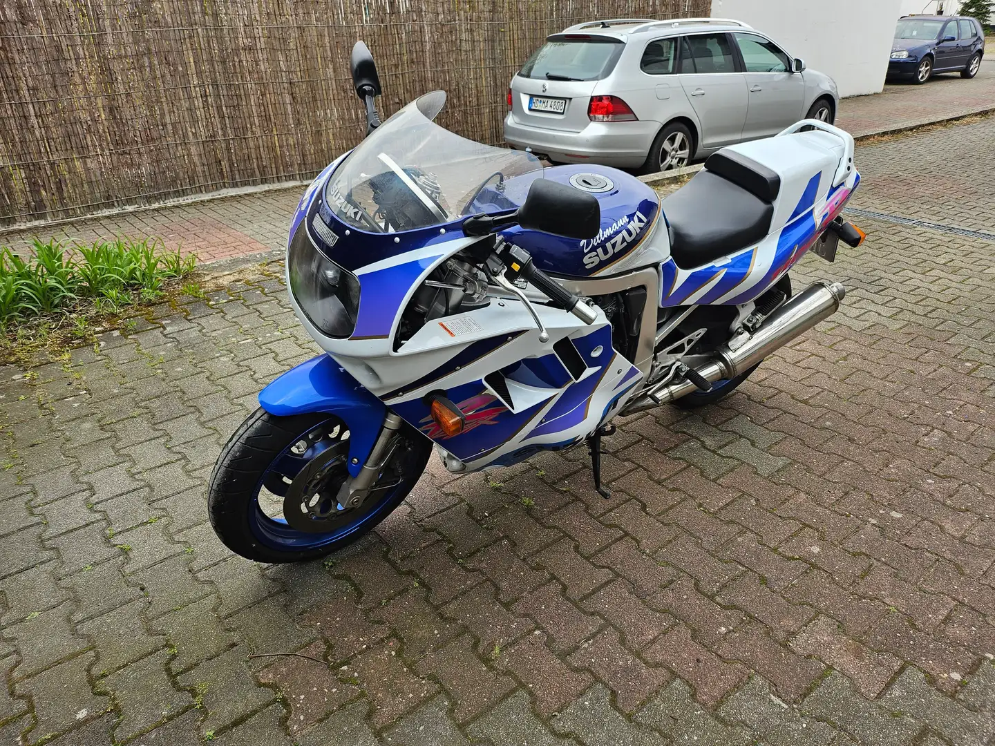 Suzuki GSX-R 1100 Weiß - 1