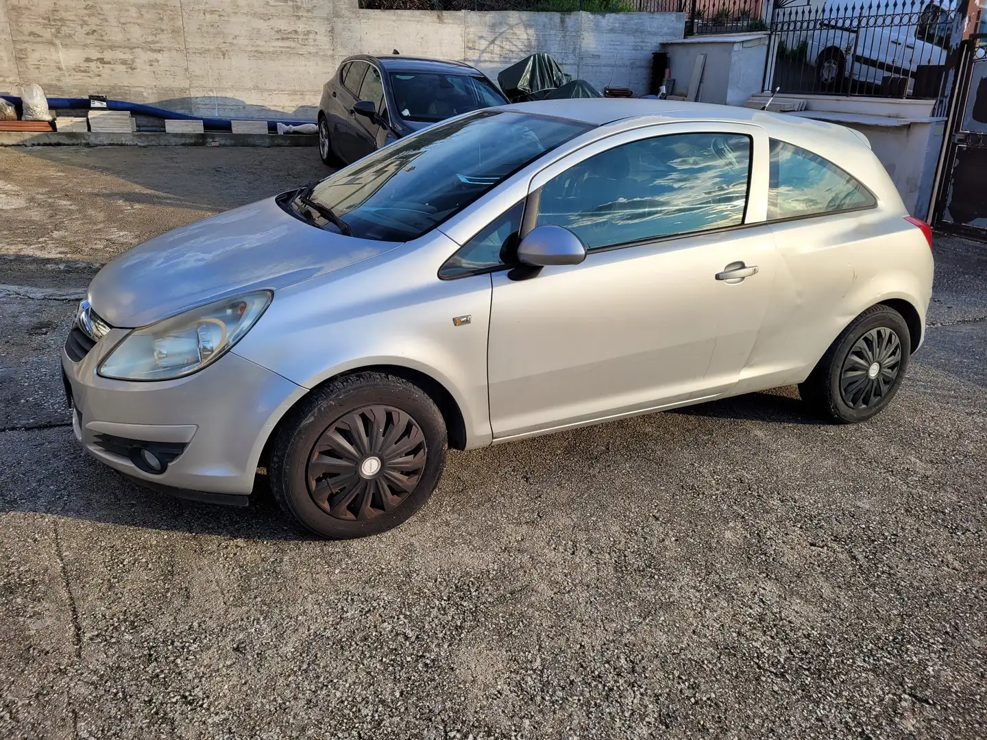 Opel Corsa 3p 1.2 Club Gpl-tech - 2