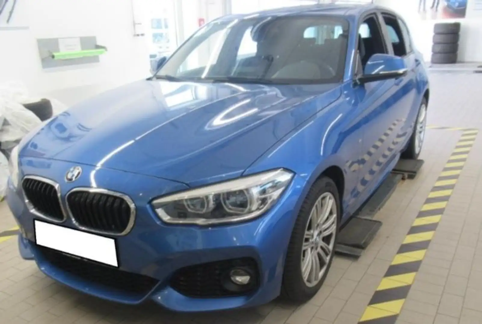 BMW 118 i M Paket Navi A. LED Fernl Kam PDC  2. Hd Blue - 1