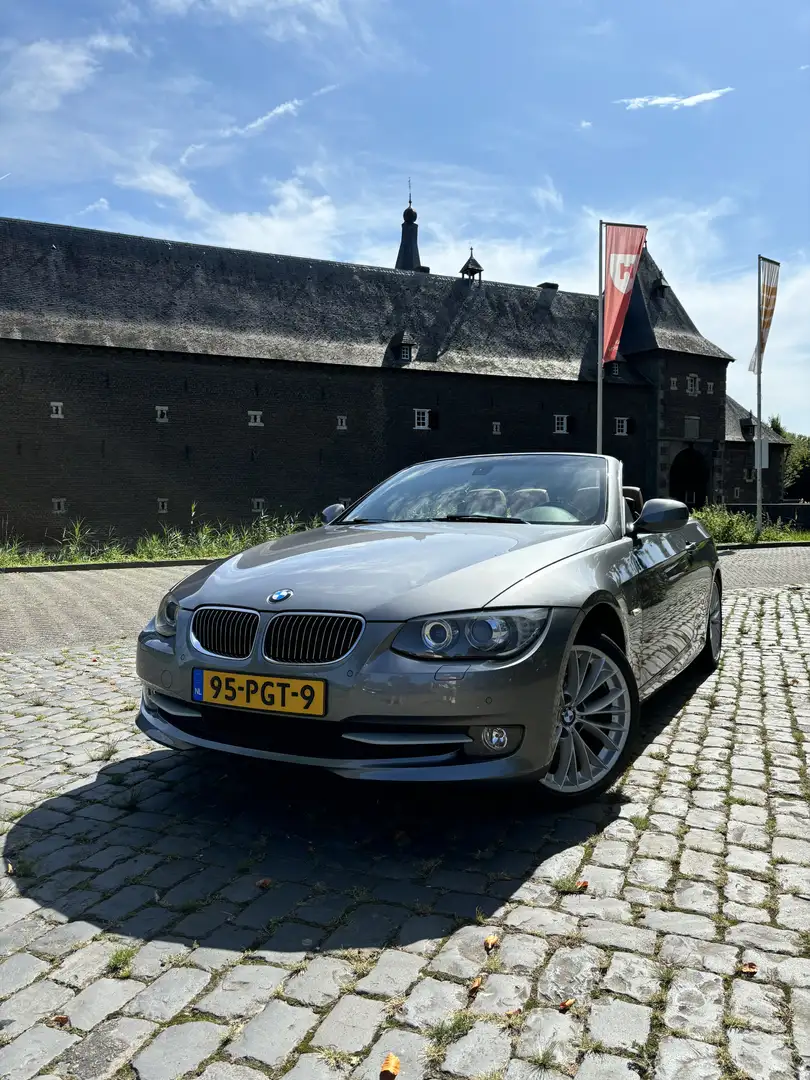BMW 320 High Executive cabrio automaat E93LCI Grijs - 2