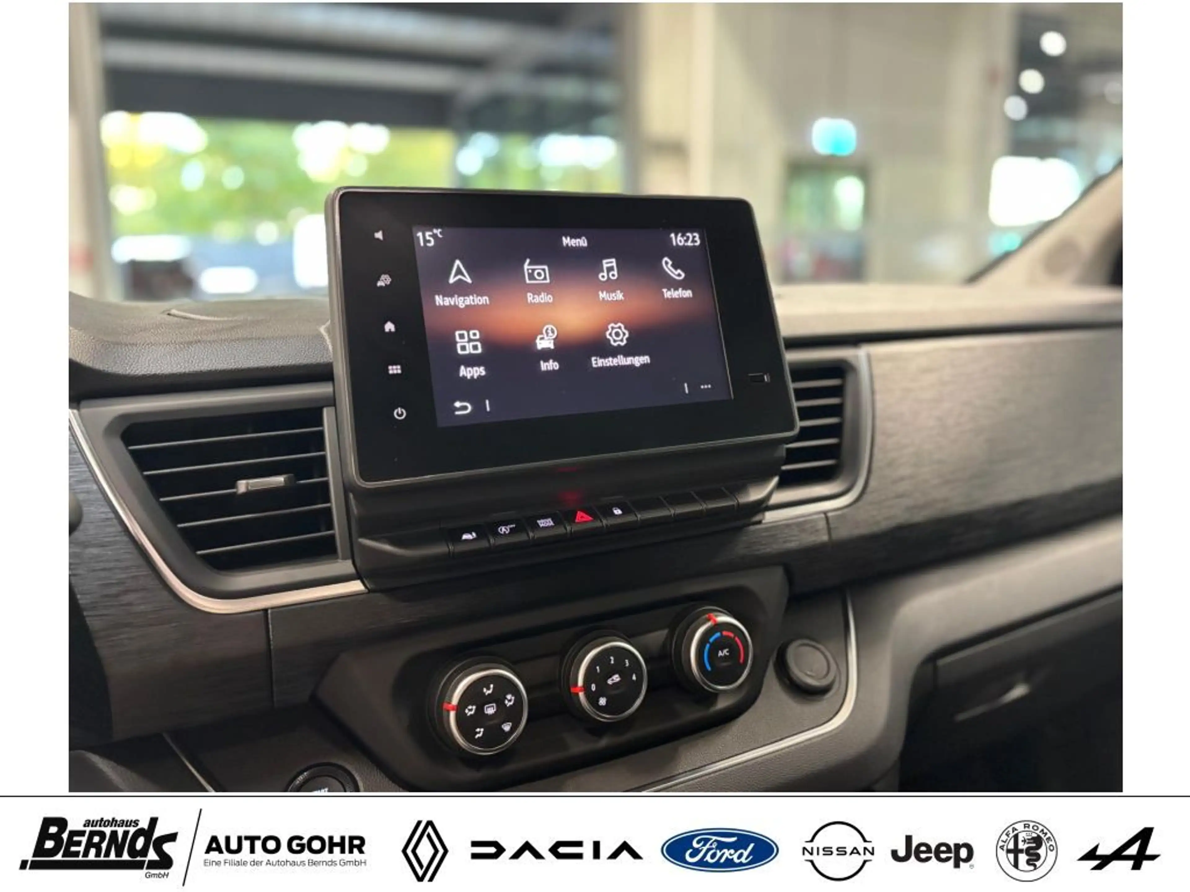 Renault Trafic GRAND 150 EDC Evo Navi Aut. 8-Sitzer Kamera uvm. — photo 15