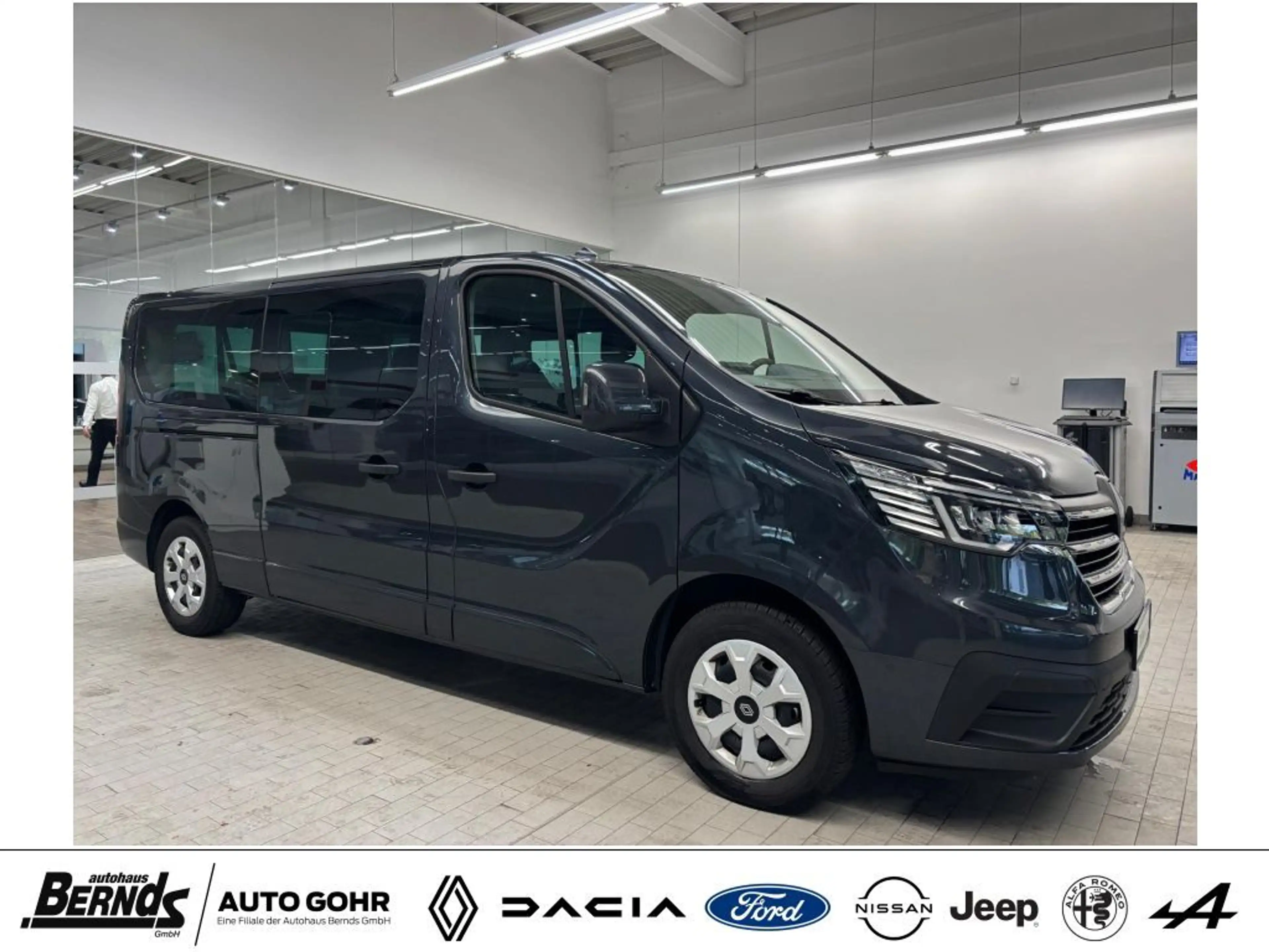 Renault Trafic GRAND 150 EDC Evo Navi Aut. 8-Sitzer Kamera uvm. — photo 2