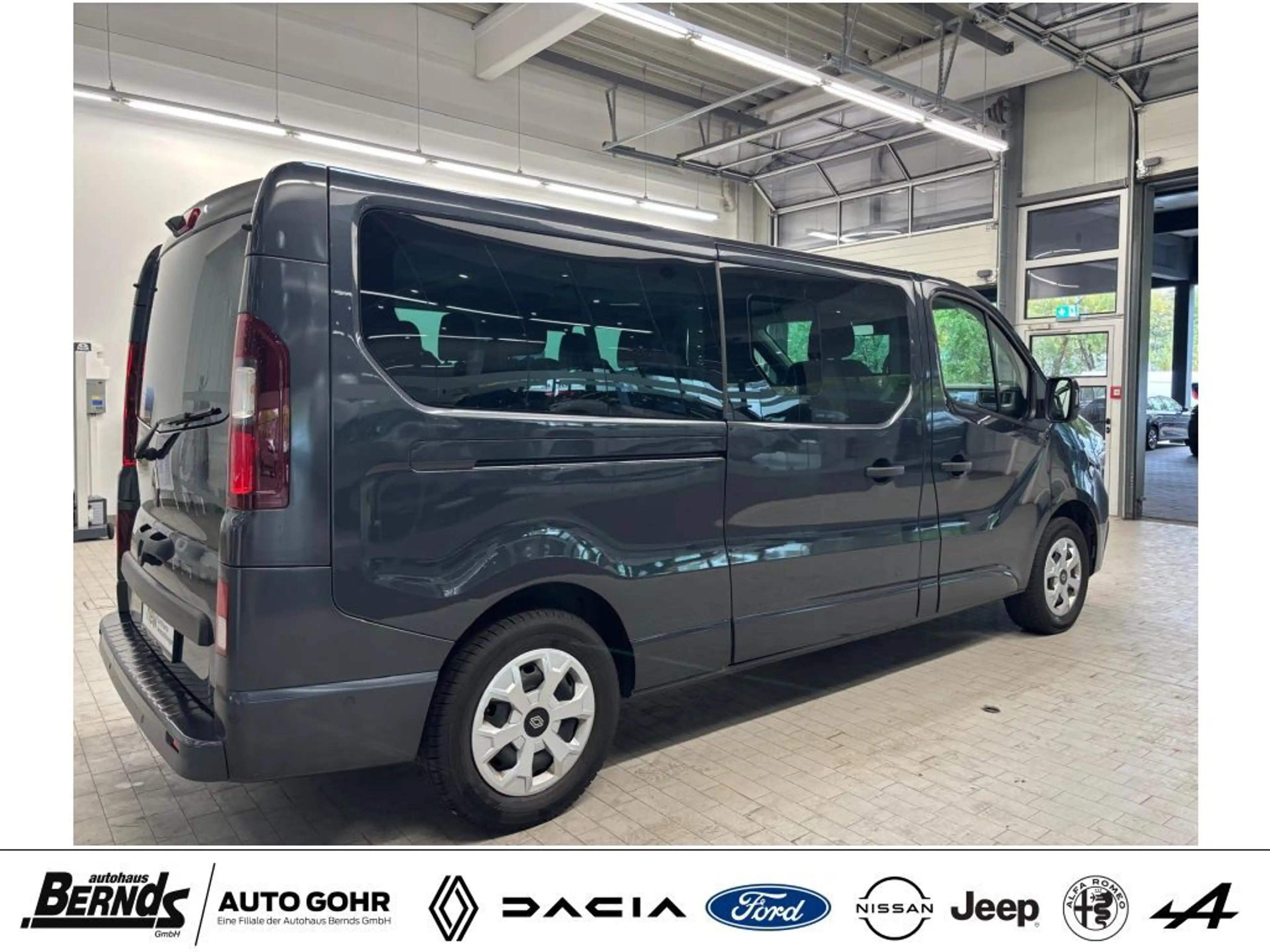 Renault Trafic GRAND 150 EDC Evo Navi Aut. 8-Sitzer Kamera uvm. — photo 6
