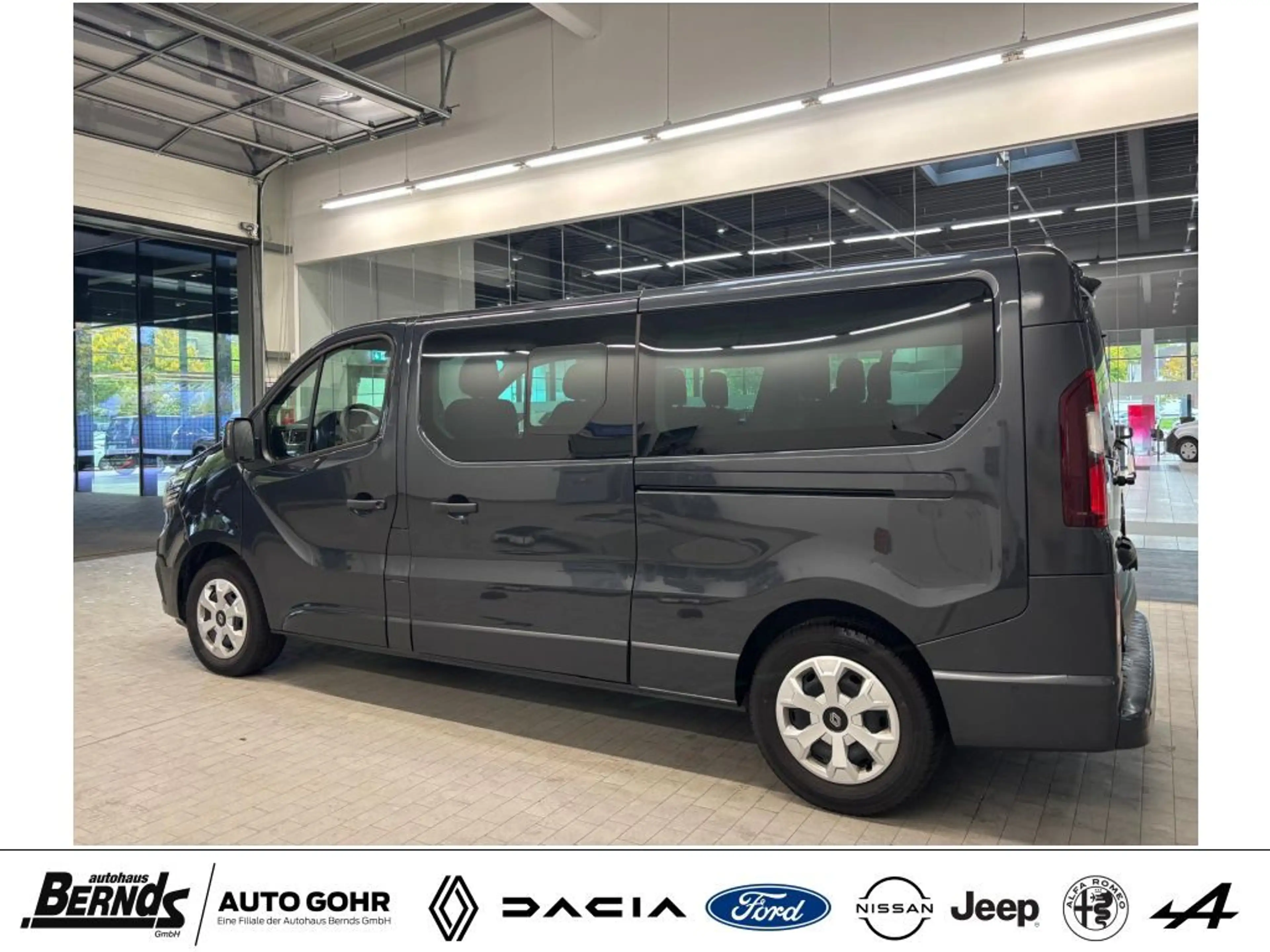 Renault Trafic GRAND 150 EDC Evo Navi Aut. 8-Sitzer Kamera uvm. — photo 9