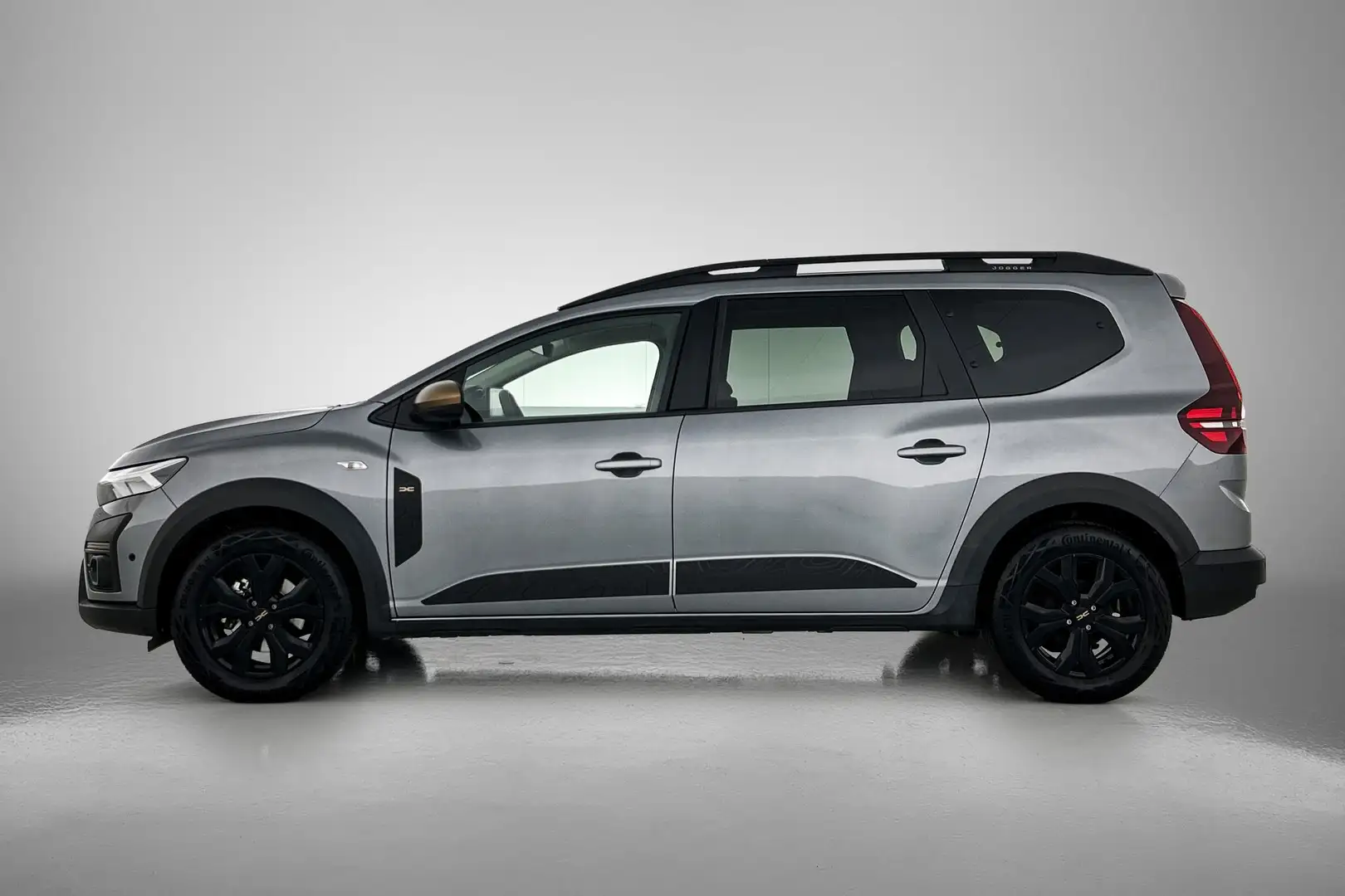 Dacia Jogger 1.6 Hybrid 140 Extreme 7p. Keyless, Camera, Carpla Grijs - 2