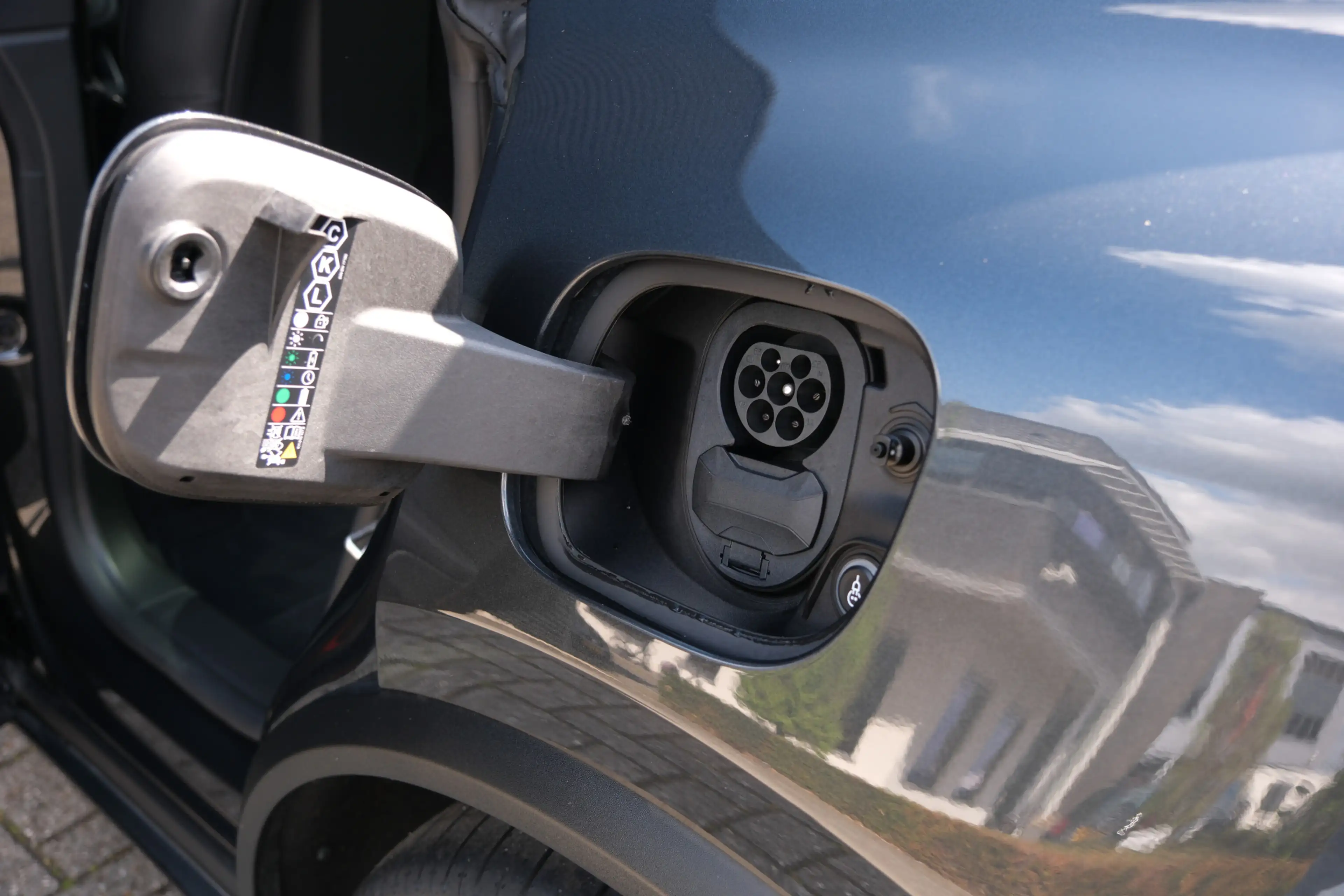 Porsche Macan 4 | Luchtvering | Bose | Schuifkanteldak |  Trekha — photo 28