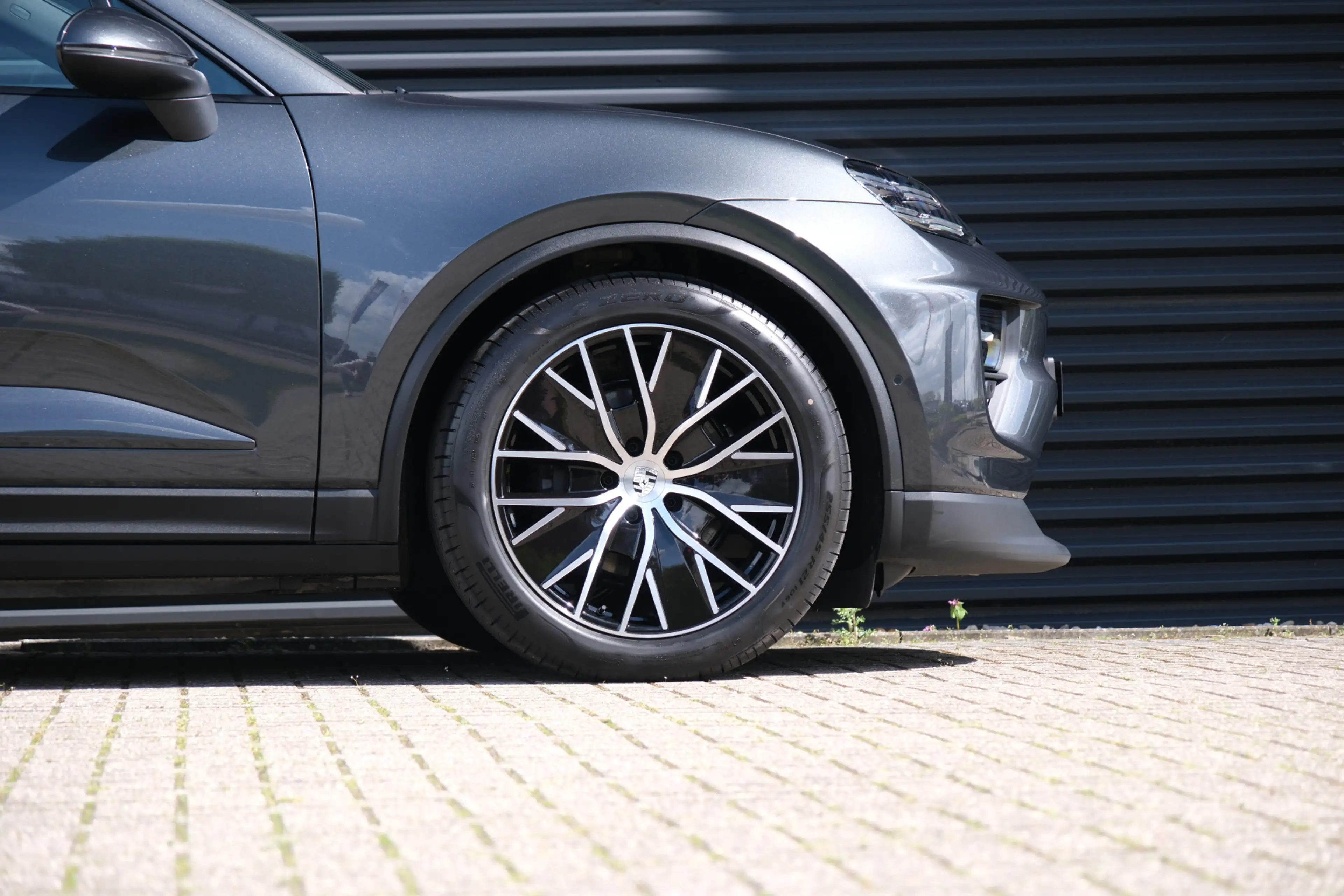Porsche Macan 4 | Luchtvering | Bose | Schuifkanteldak |  Trekha — photo 34
