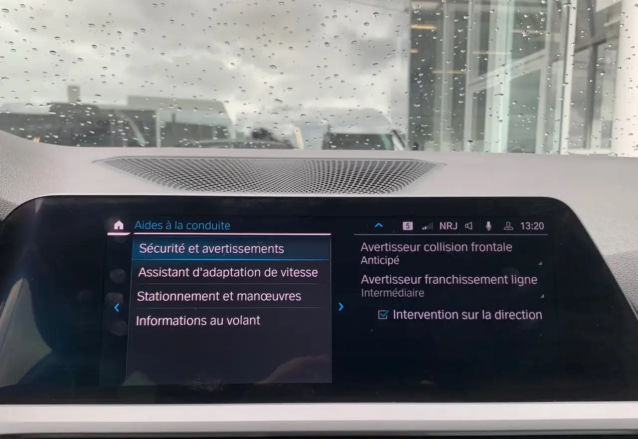 BMW 330 eA 292CV TOURING PHEV / PLUG IN HYBRID / COCKPIT / GPS / CARPLAY, миниатюра 26