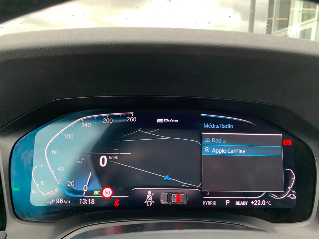 BMW 330 eA 292CV TOURING PHEV / PLUG IN HYBRID / COCKPIT / GPS / CARPLAY, миниатюра 18