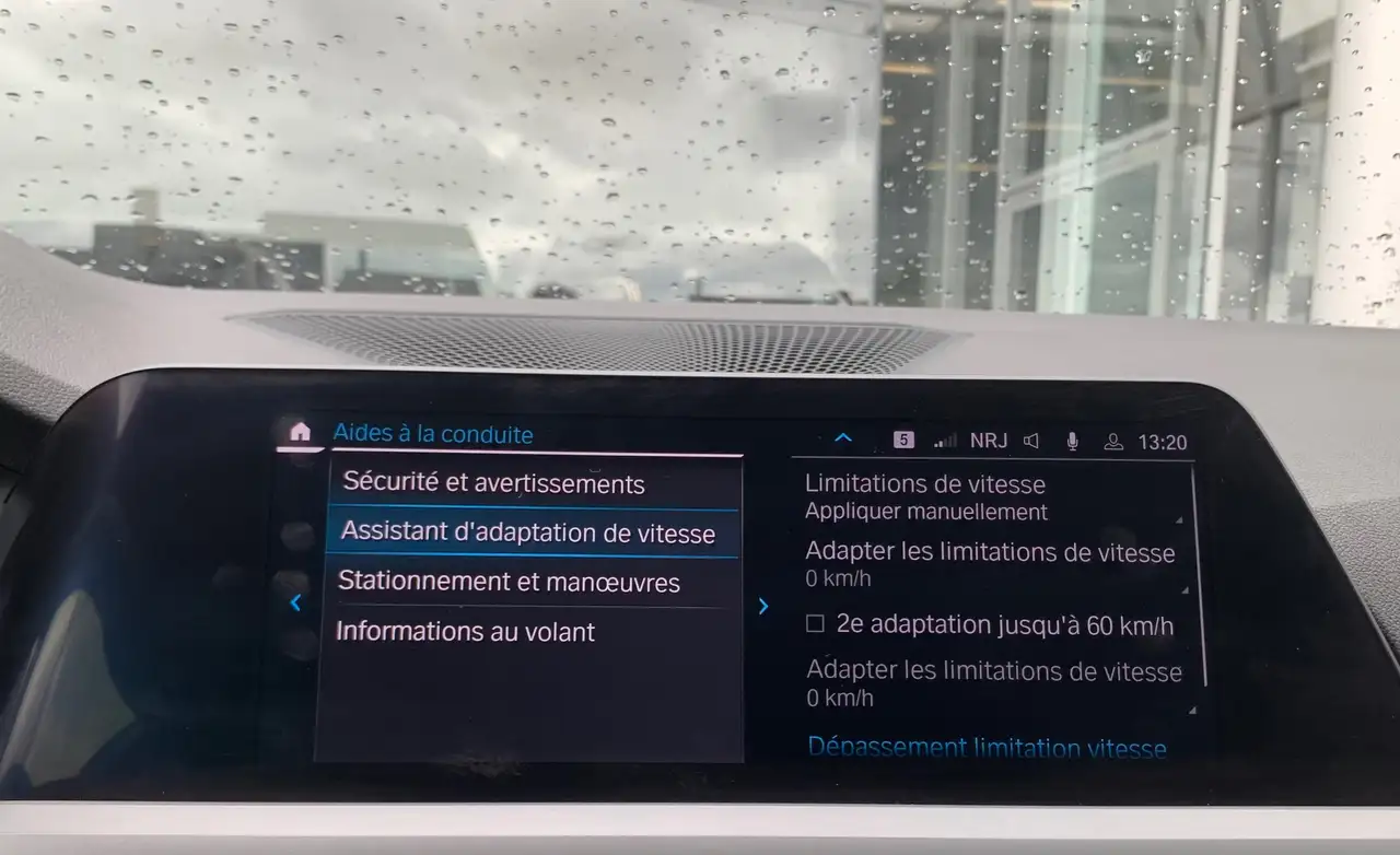 BMW 330 eA 292CV TOURING PHEV / PLUG IN HYBRID / COCKPIT / GPS / CARPLAY, миниатюра 27