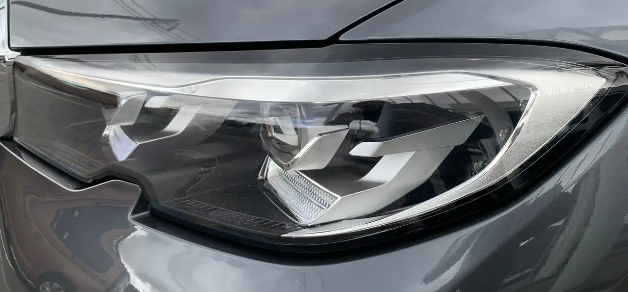 BMW 330 eA 292CV TOURING PHEV / PLUG IN HYBRID / COCKPIT / GPS / CARPLAY, миниатюра 2