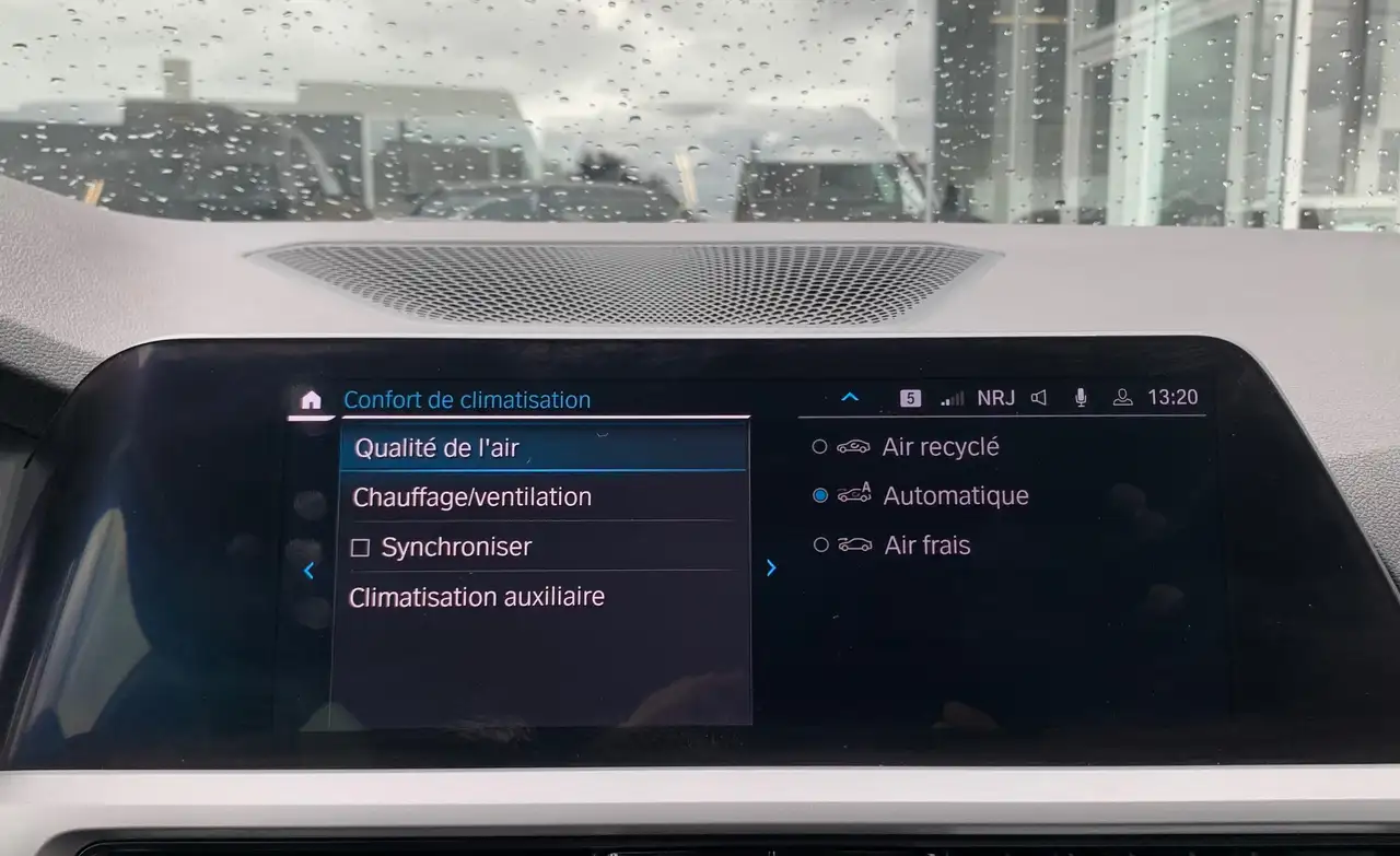 BMW 330 eA 292CV TOURING PHEV / PLUG IN HYBRID / COCKPIT / GPS / CARPLAY, миниатюра 30