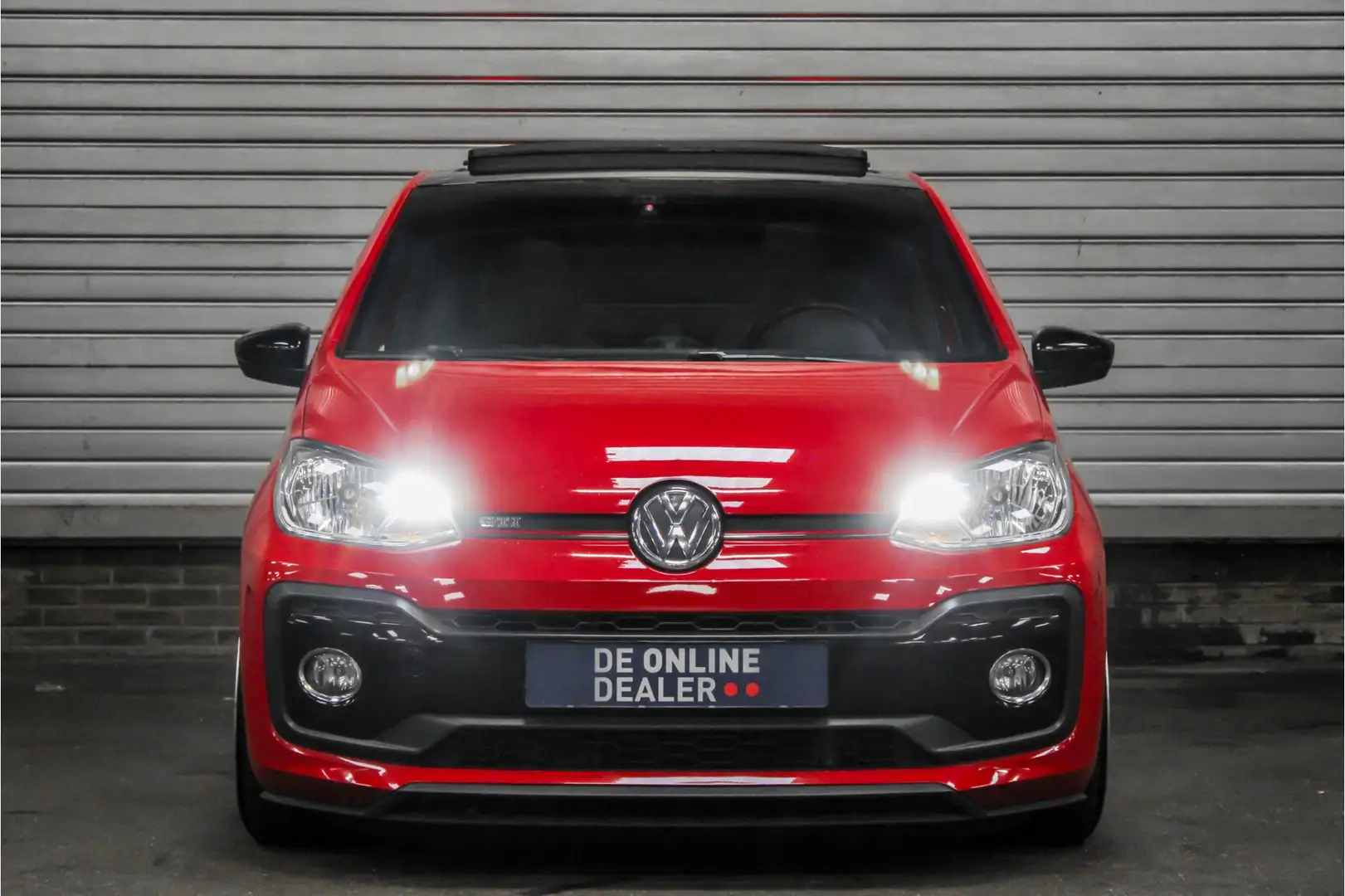 Volkswagen up! 1.0 TSI GTI 140PK |Pano|Cruise|Stoelverw| Rood - 2