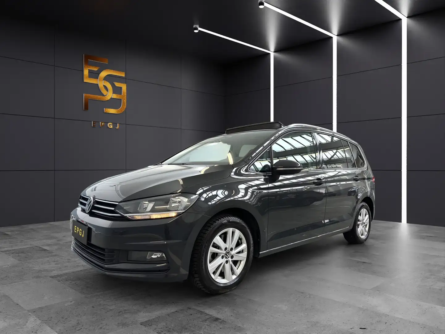 Volkswagen Touran 2.0 tdi Business dsg - 1
