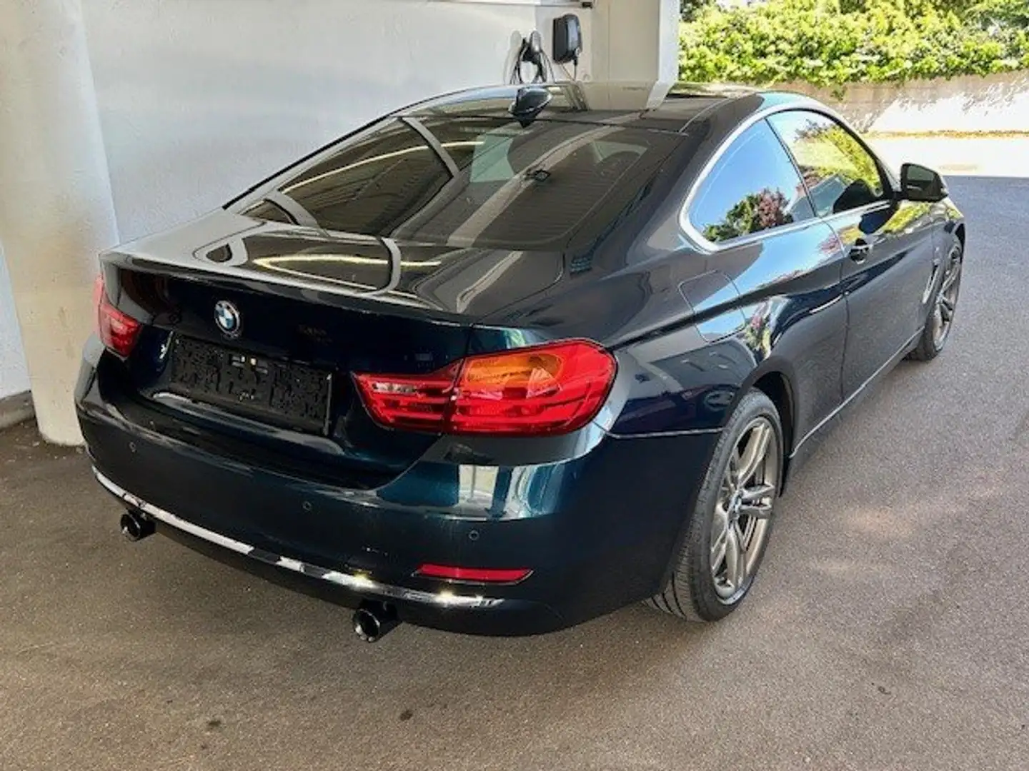 BMW 440 440i xDrive Coupe Luxury Line Aut. Modrá - 2
