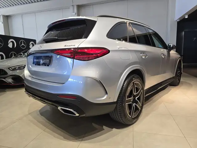 Mercedes-Benz GLC view 7