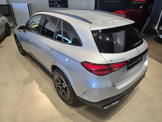 Mercedes-Benz GLC view 15