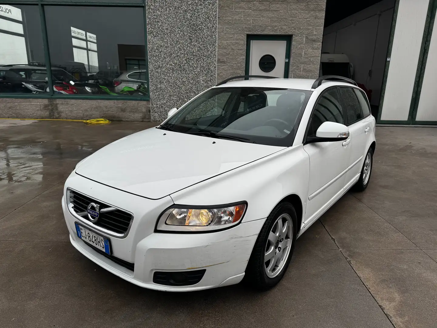 Volvo V50 V50 1.6 d2 Polar Plus 115cv Bílá - 2