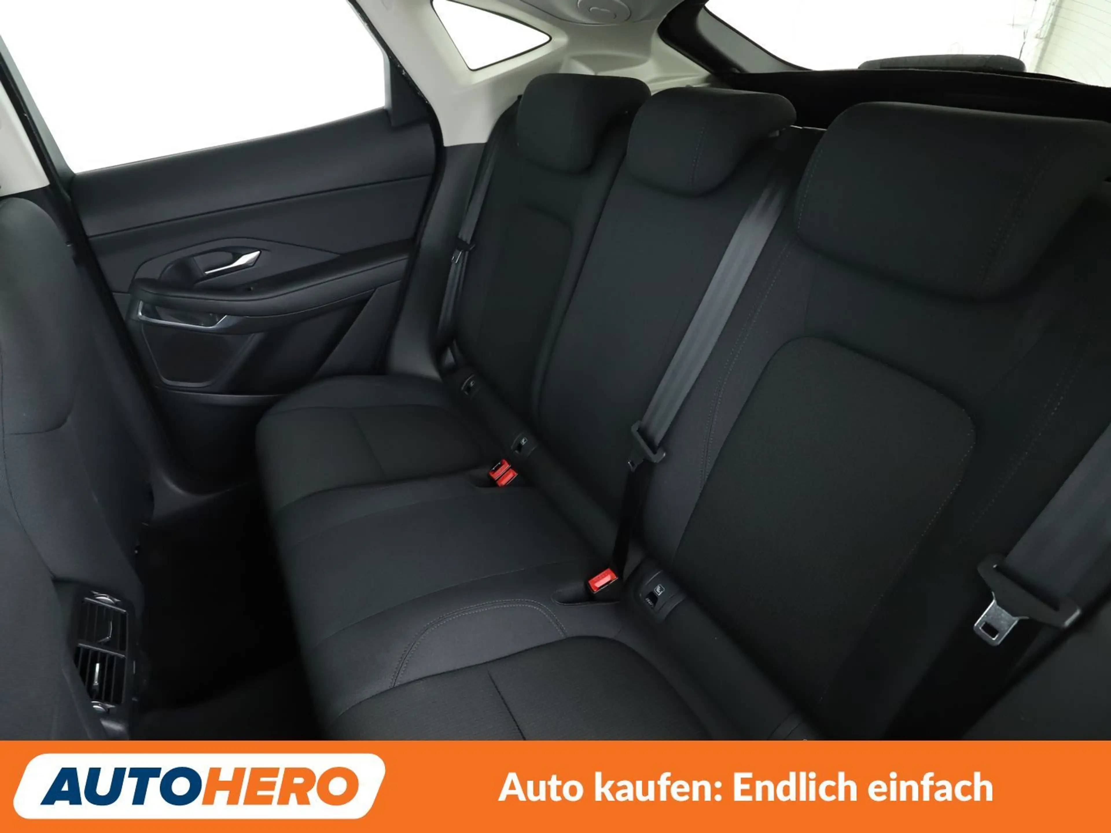 Jaguar E-Pace D150 Basis*NAVI*TEMPO*PDC*LIM*ALU*KLIMA* — photo 14