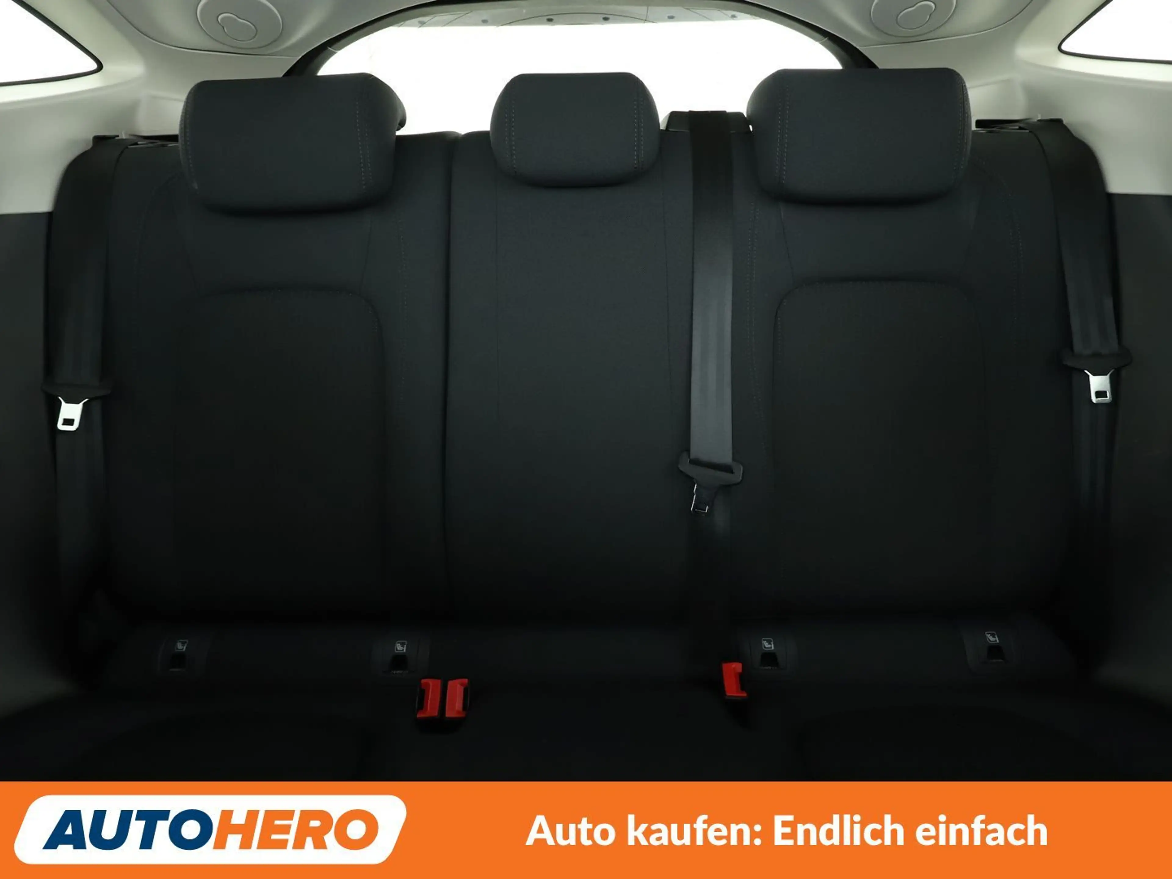 Jaguar E-Pace D150 Basis*NAVI*TEMPO*PDC*LIM*ALU*KLIMA* — photo 15