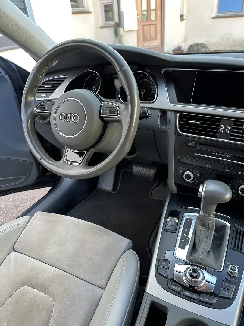 Audi A5 3.0 TDI DPF quattro S tronic - 2