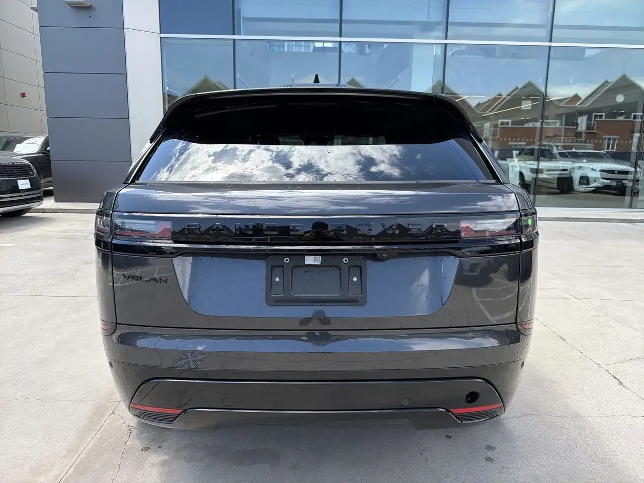 Land Rover Range Rover Velar снимка Land Rover Range Rover Velar