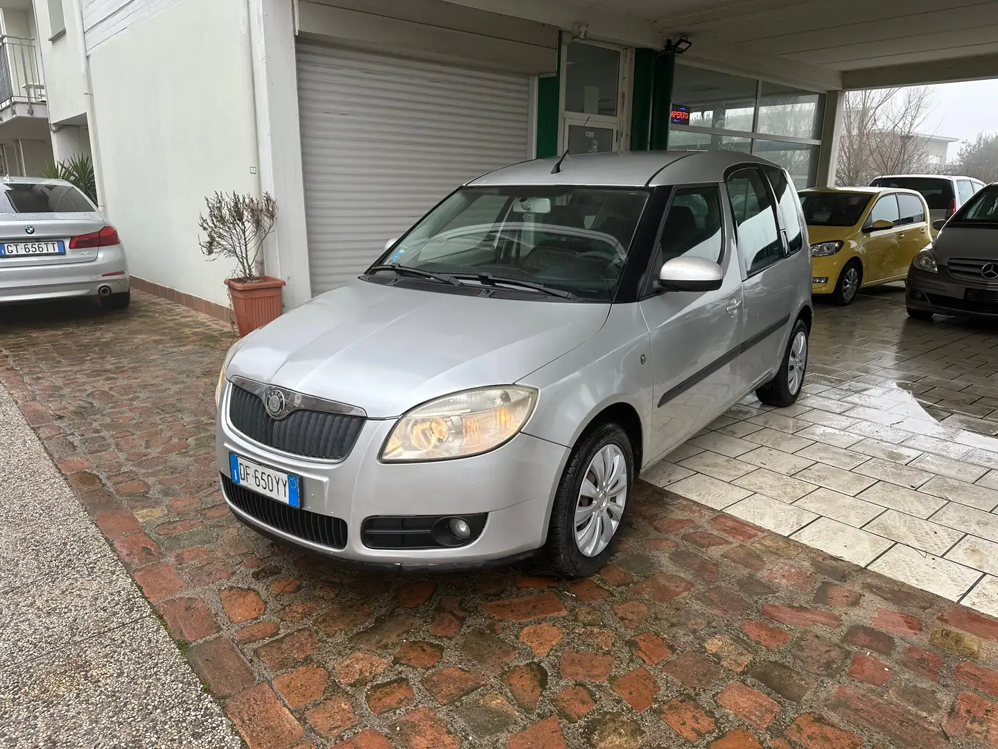 Skoda Fabia Fabia II 2007 Wagon Wagon 1.4 Style Argent - 1