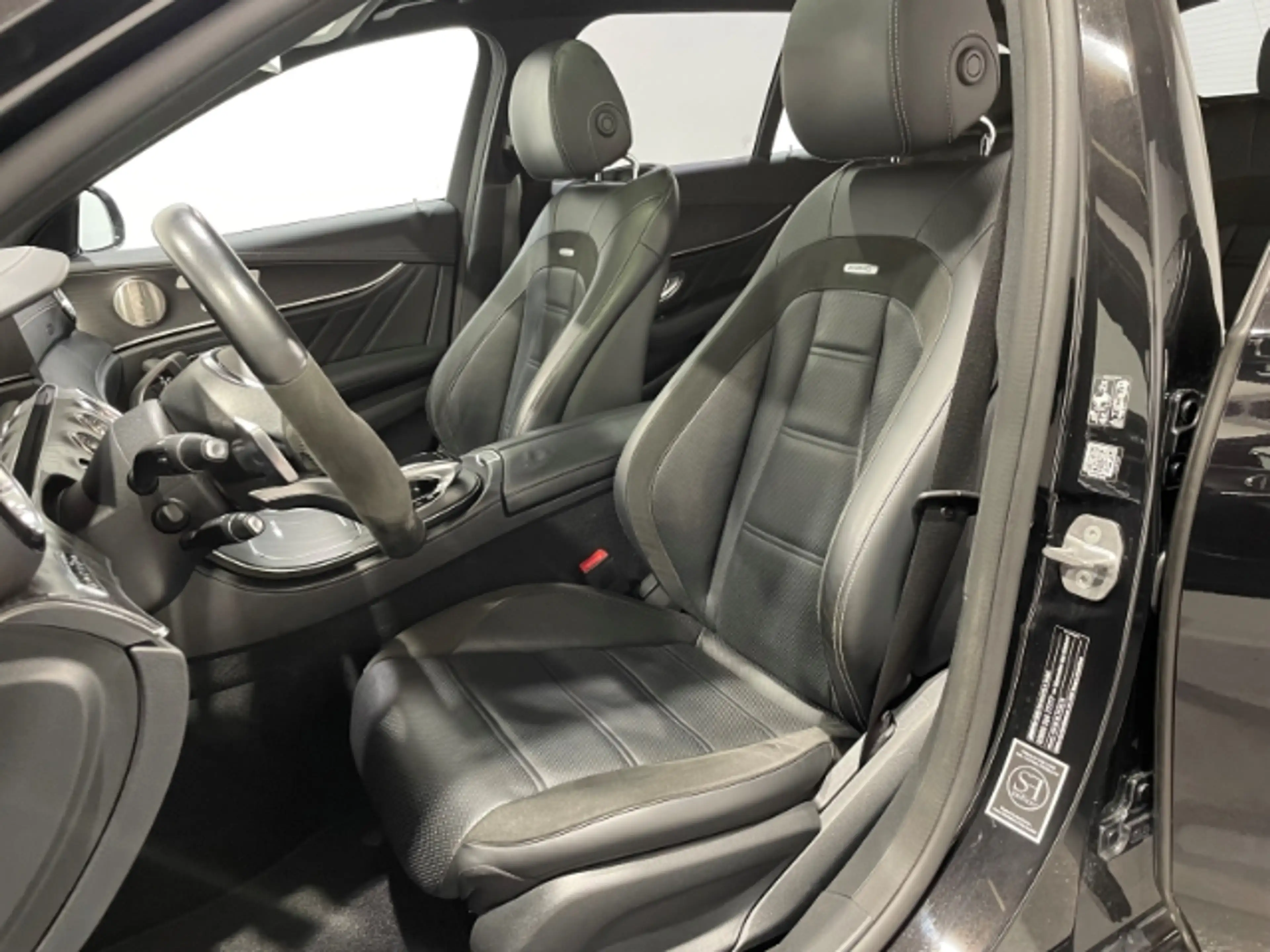 Mercedes-Benz E 43 AMG T4Matic EU6 Leder LED ACC Navi Burmester GSD — photo 7