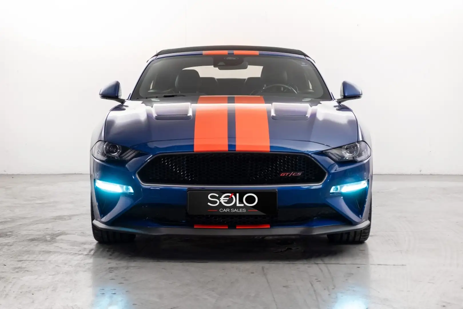 Ford Mustang Convertible 5.0 Ti-VCT GT Aut. Blau - 2