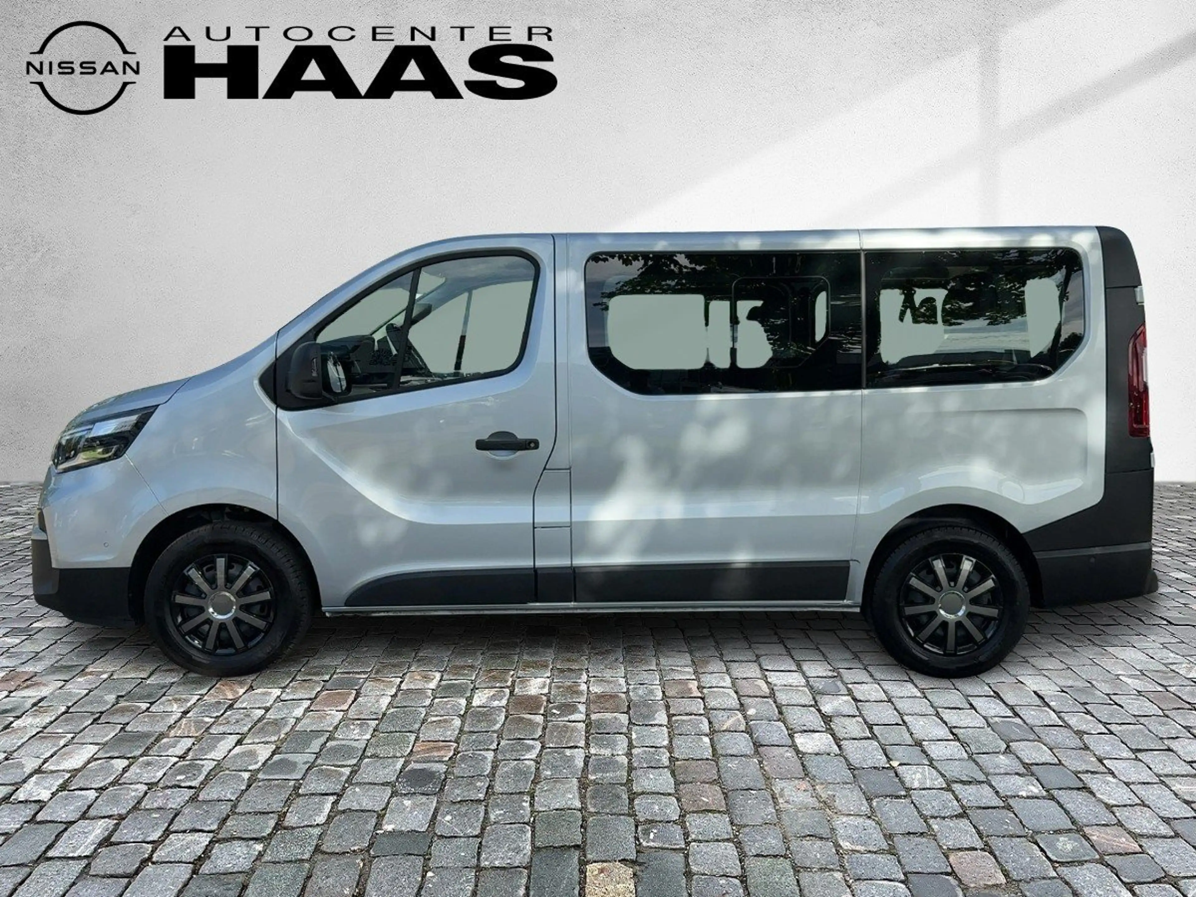 Nissan NV300 Kombi dCi 170 L1H1 2.8t N-CONNECTA LED+360 — photo 3