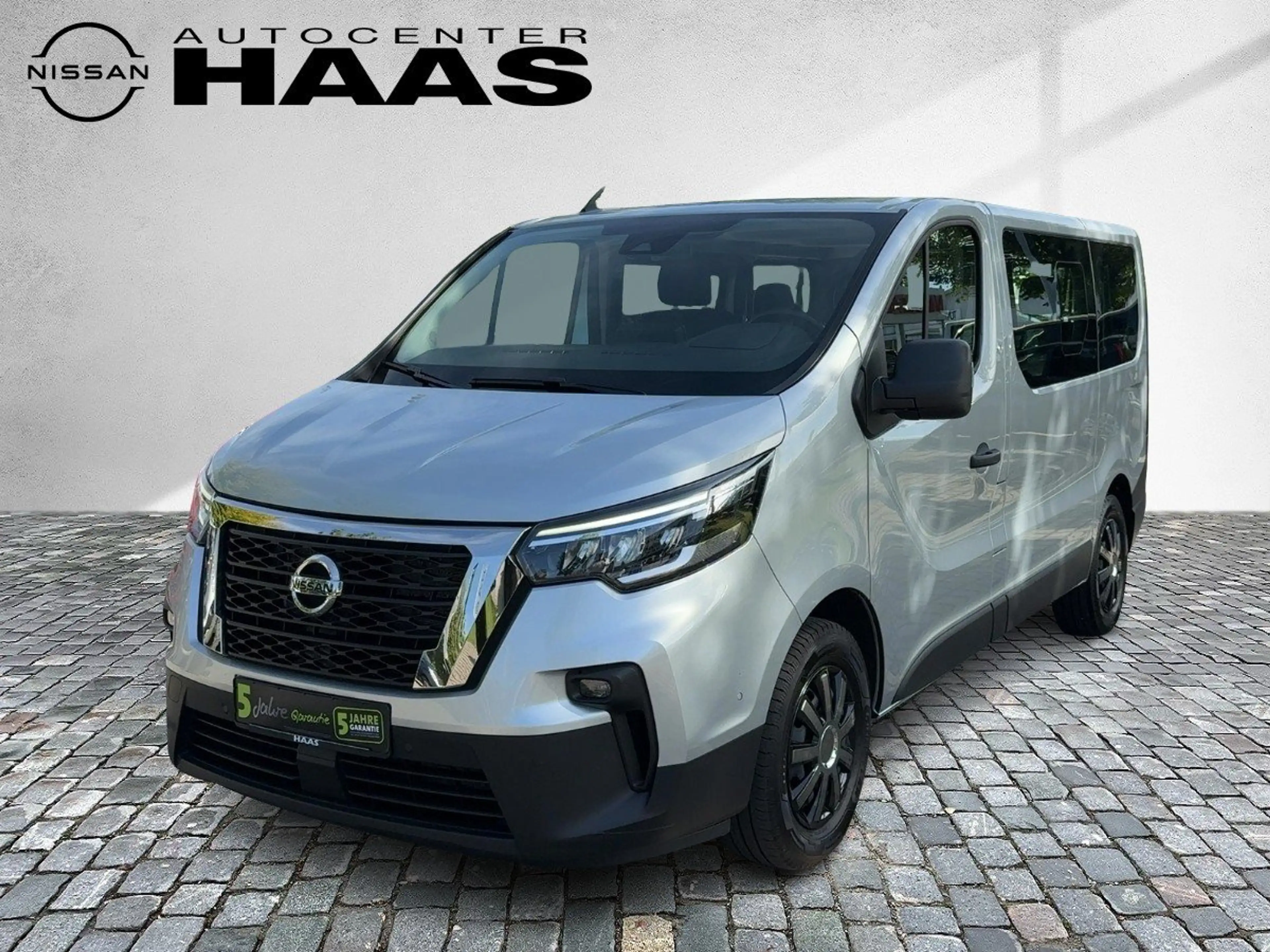 Nissan NV300 Kombi dCi 170 L1H1 2.8t N-CONNECTA LED+360 — photo 2