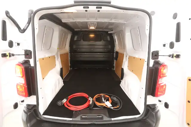 Toyota Proace view 3