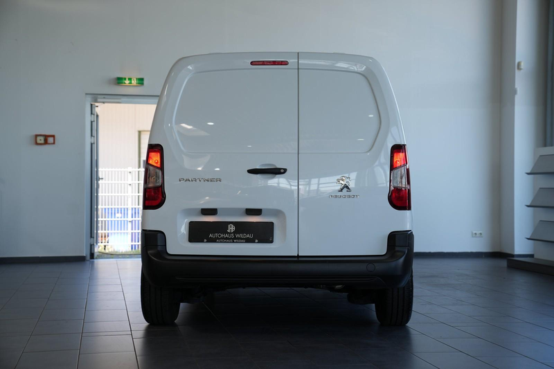 Peugeot Partner Premium L1 — photo 10
