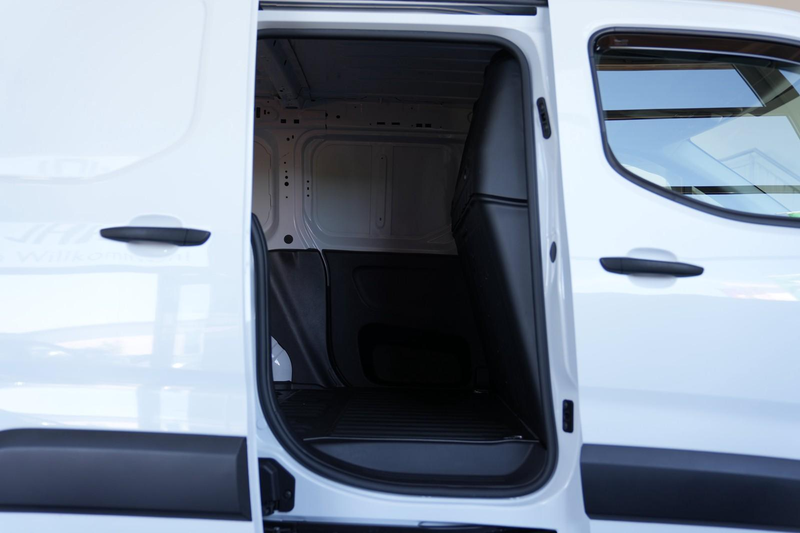 Peugeot Partner Premium L1 — photo 13