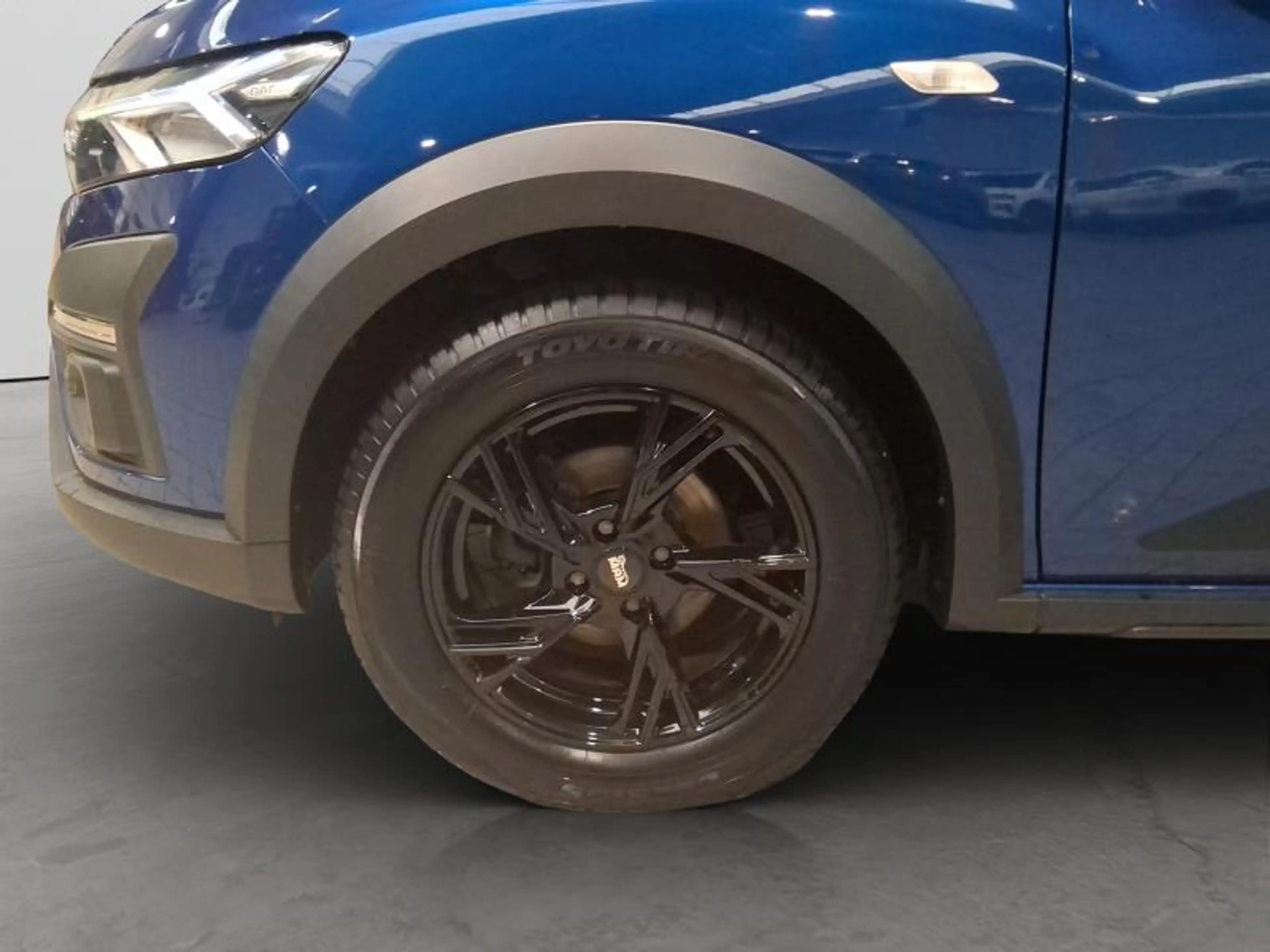 Dacia Sandero Stepway Plus Tce 90 — photo 9