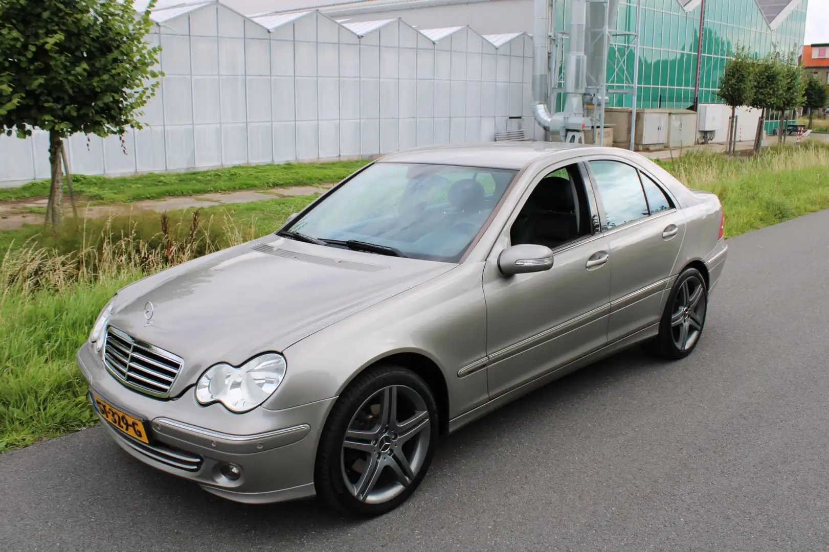 Mercedes-Benz C 280 Elegance 4-Matic Automaat Gris - 2