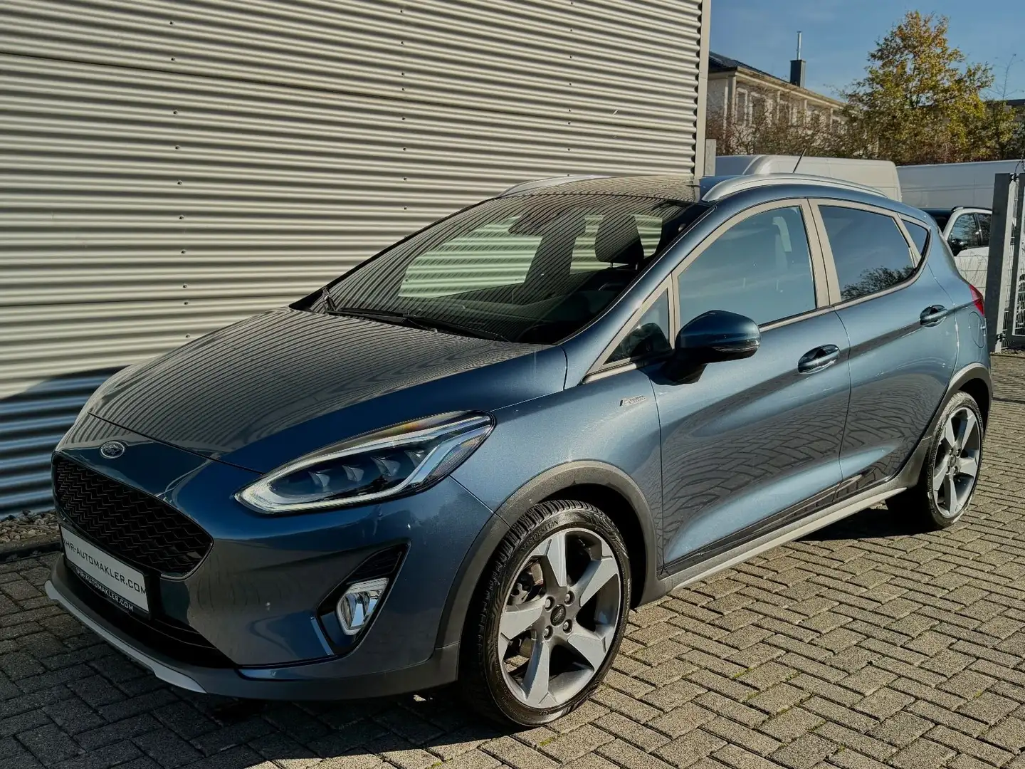 Ford Fiesta Active Plus Key Free LED Bleu - 1