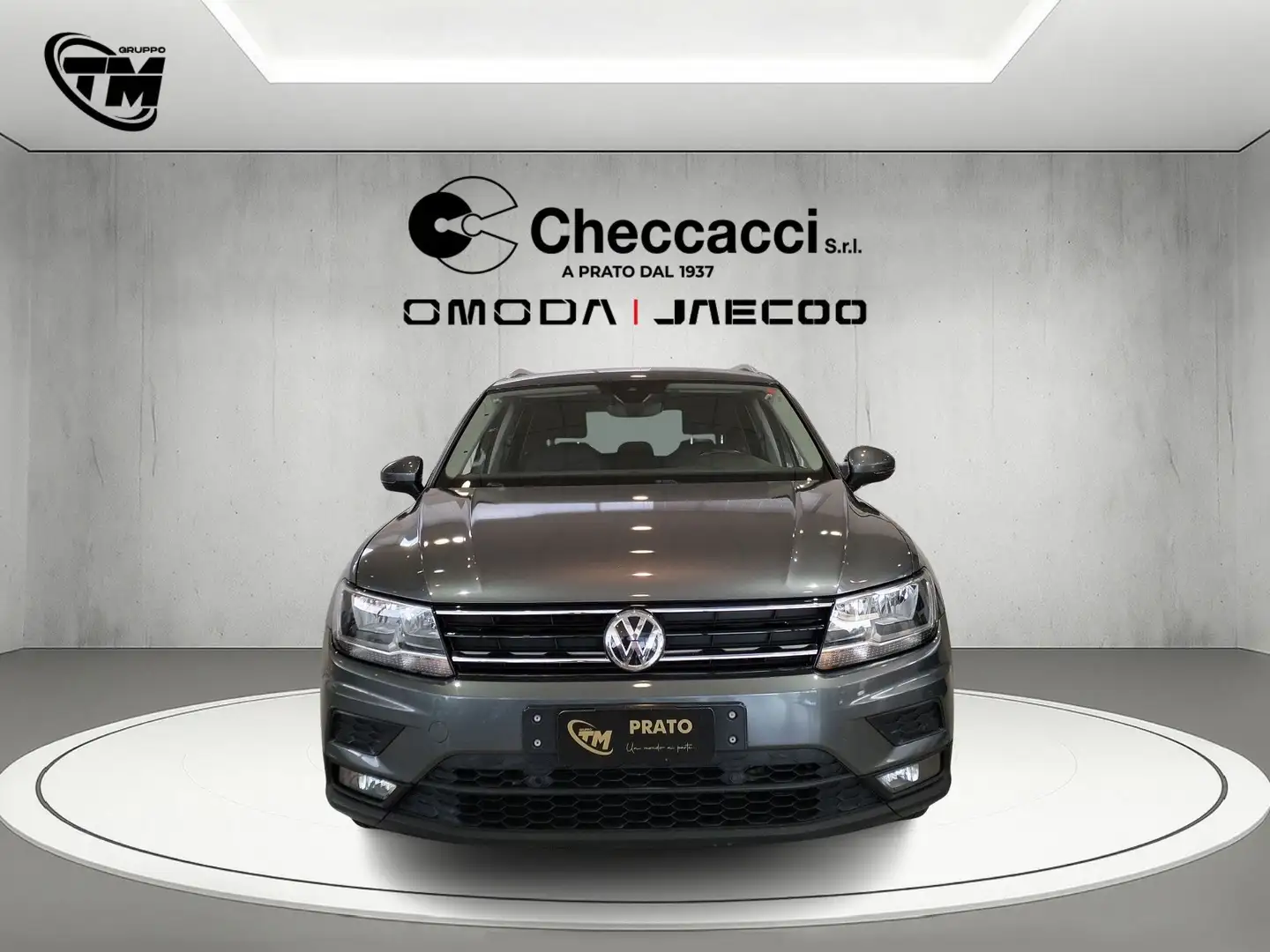 Volkswagen Tiguan 1.6 tdi Business 116cv Gris - 2