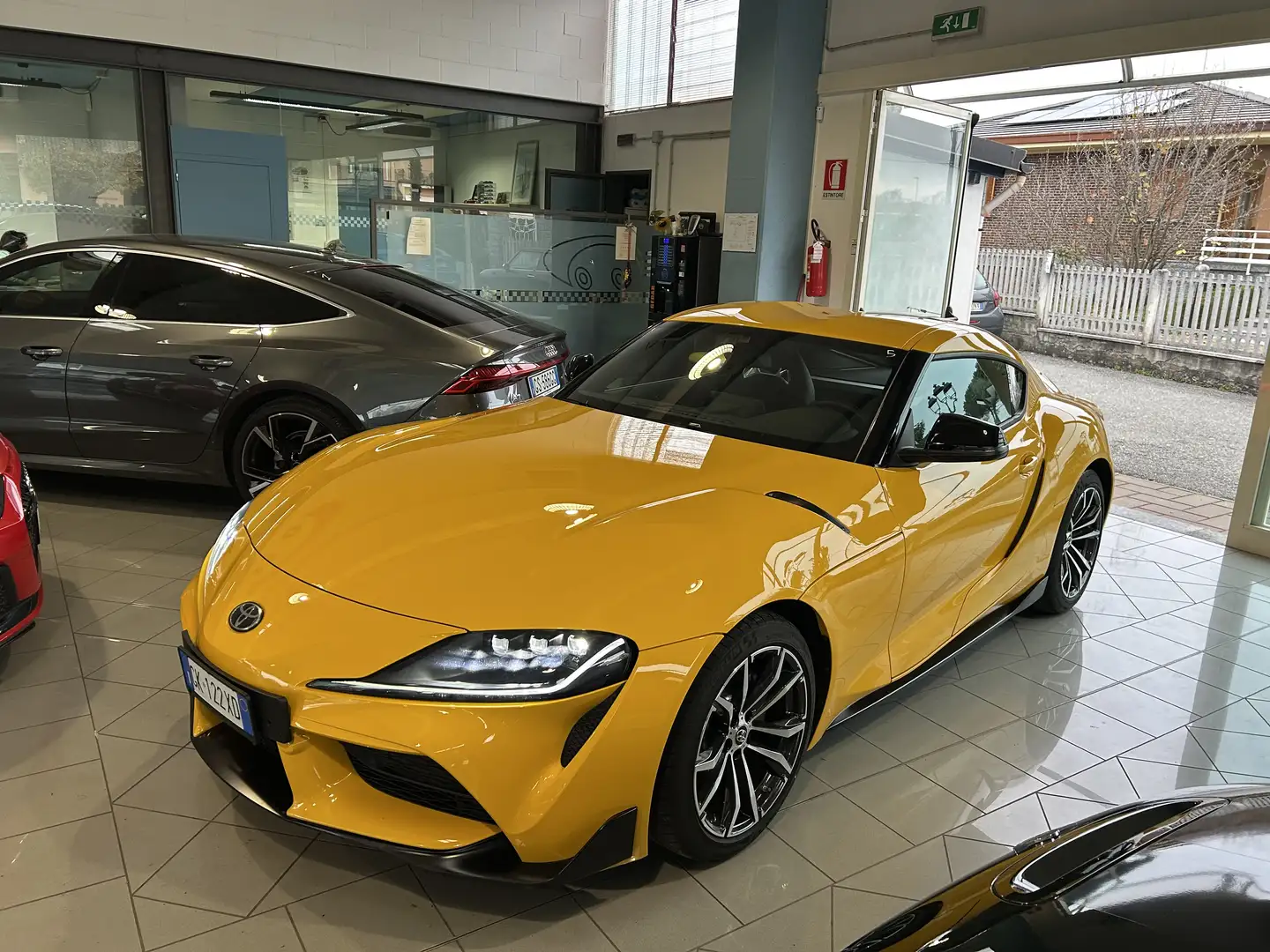 Toyota Supra GR supra 2.0 SZ-R auto Gelb - 1