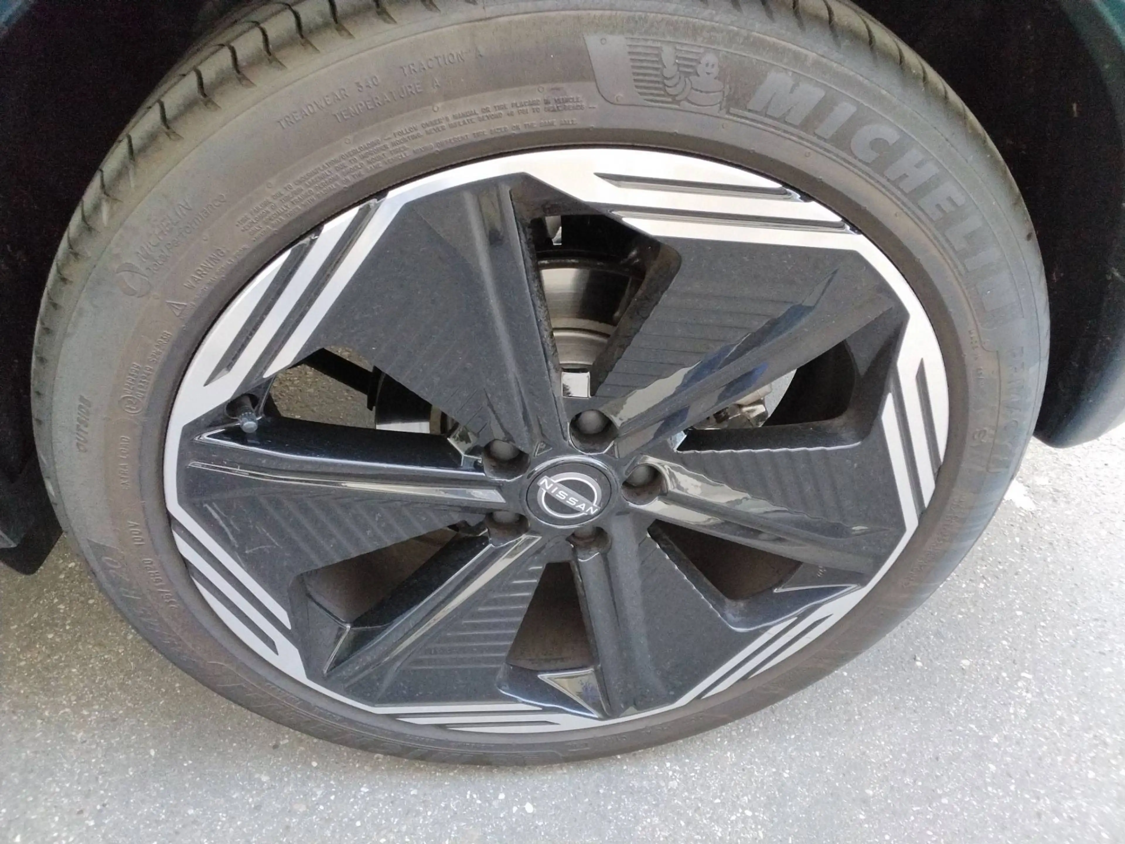 Nissan Qashqai N-Design Mildybrid — photo 12