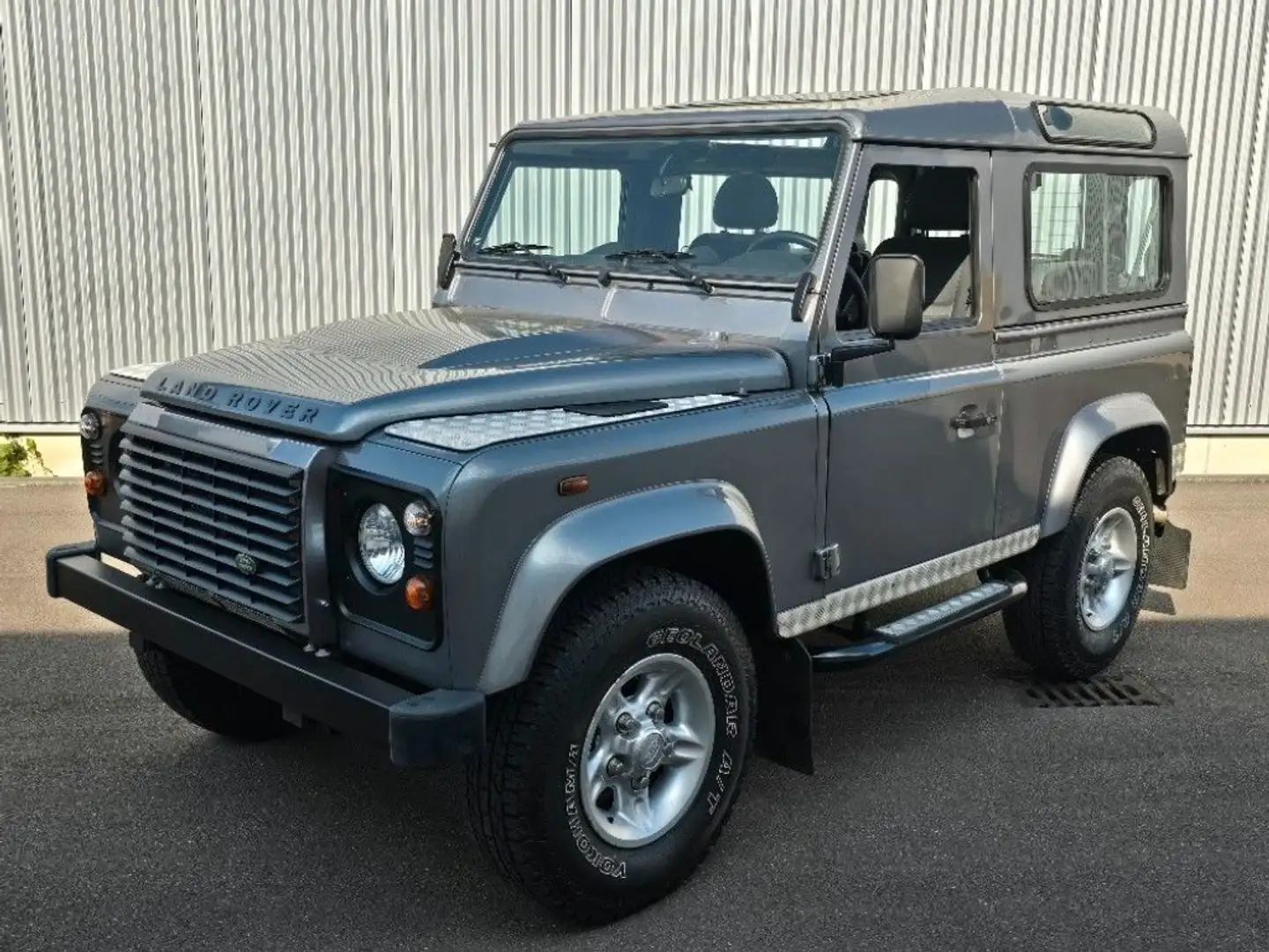 Land Rover Defender Defender 90 Td4 Station Wagon (gepflegt) Grau - 2