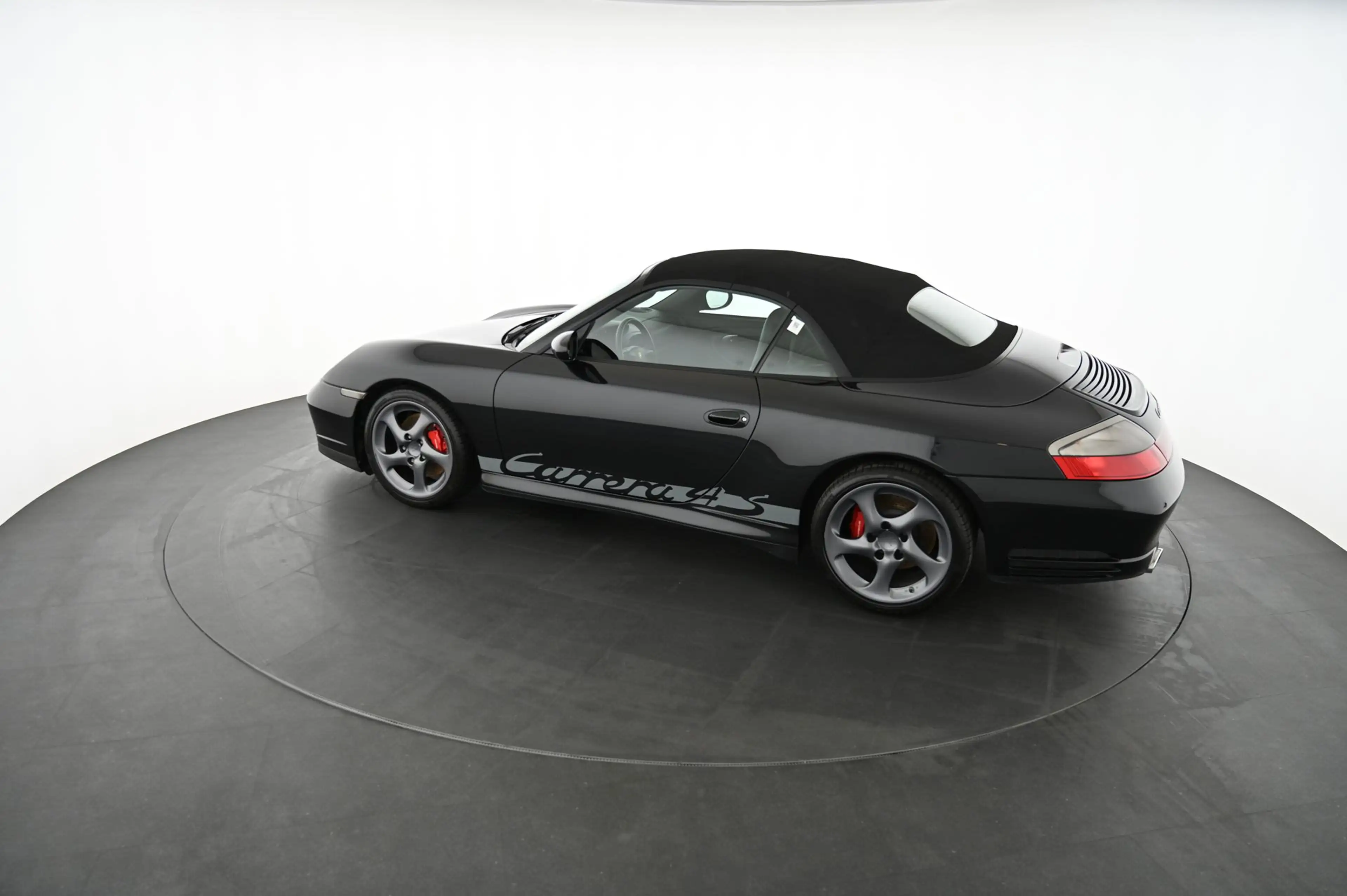 Porsche 996 911 Carrera 4S — photo 19