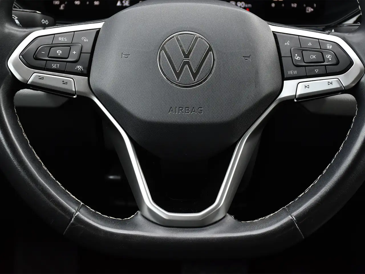 Volkswagen Taos photo Volkswagen Taos