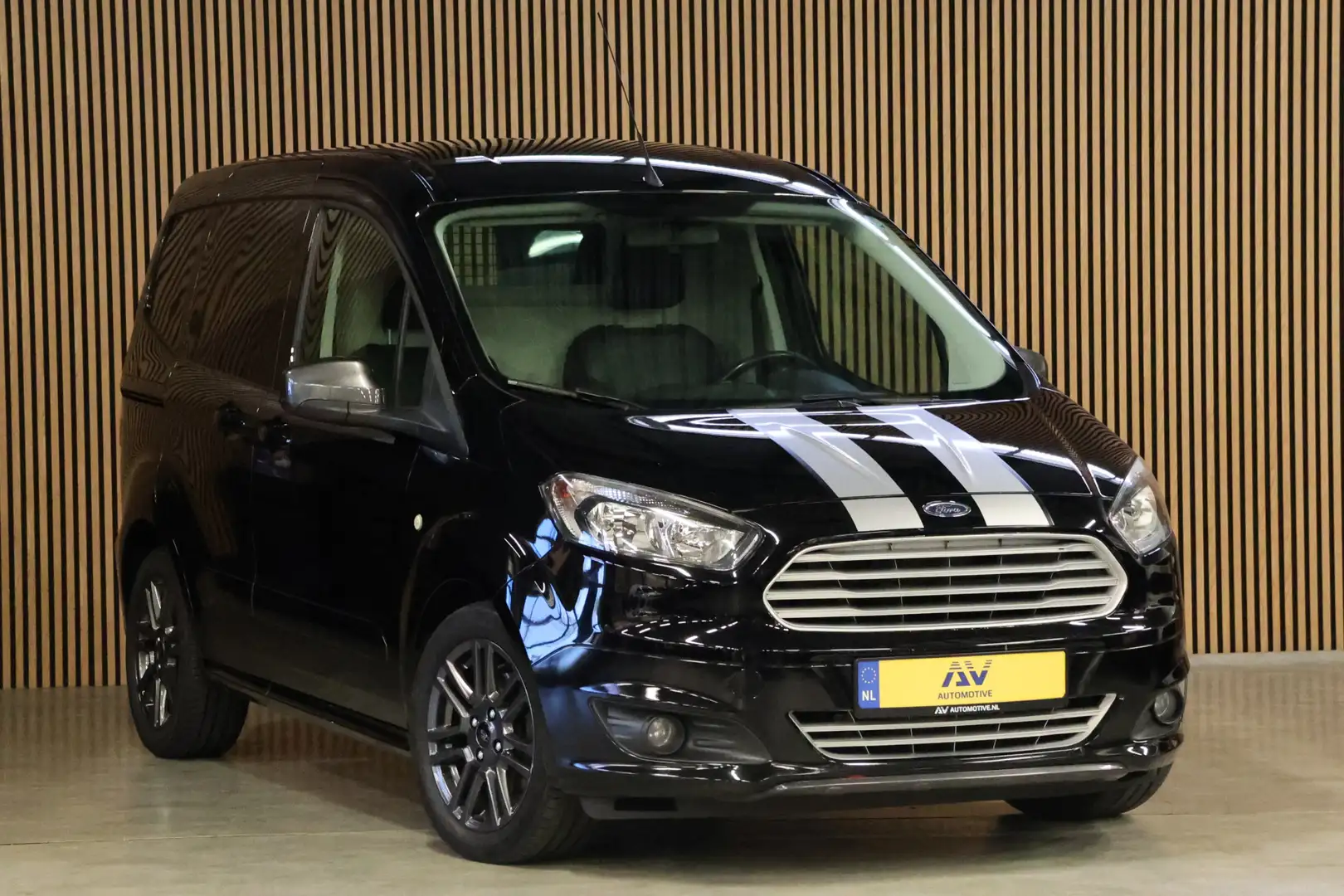 Ford Transit Courier 1.0 Sport 100 PK | BTW / BPM Vrij | Marge | Airco Zwart - 2