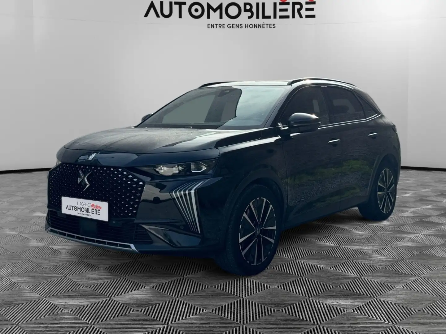 DS Automobiles DS 7 DS 7 PHEV 1.6 E-TENSE 4x4 300 Opera Noir - 1